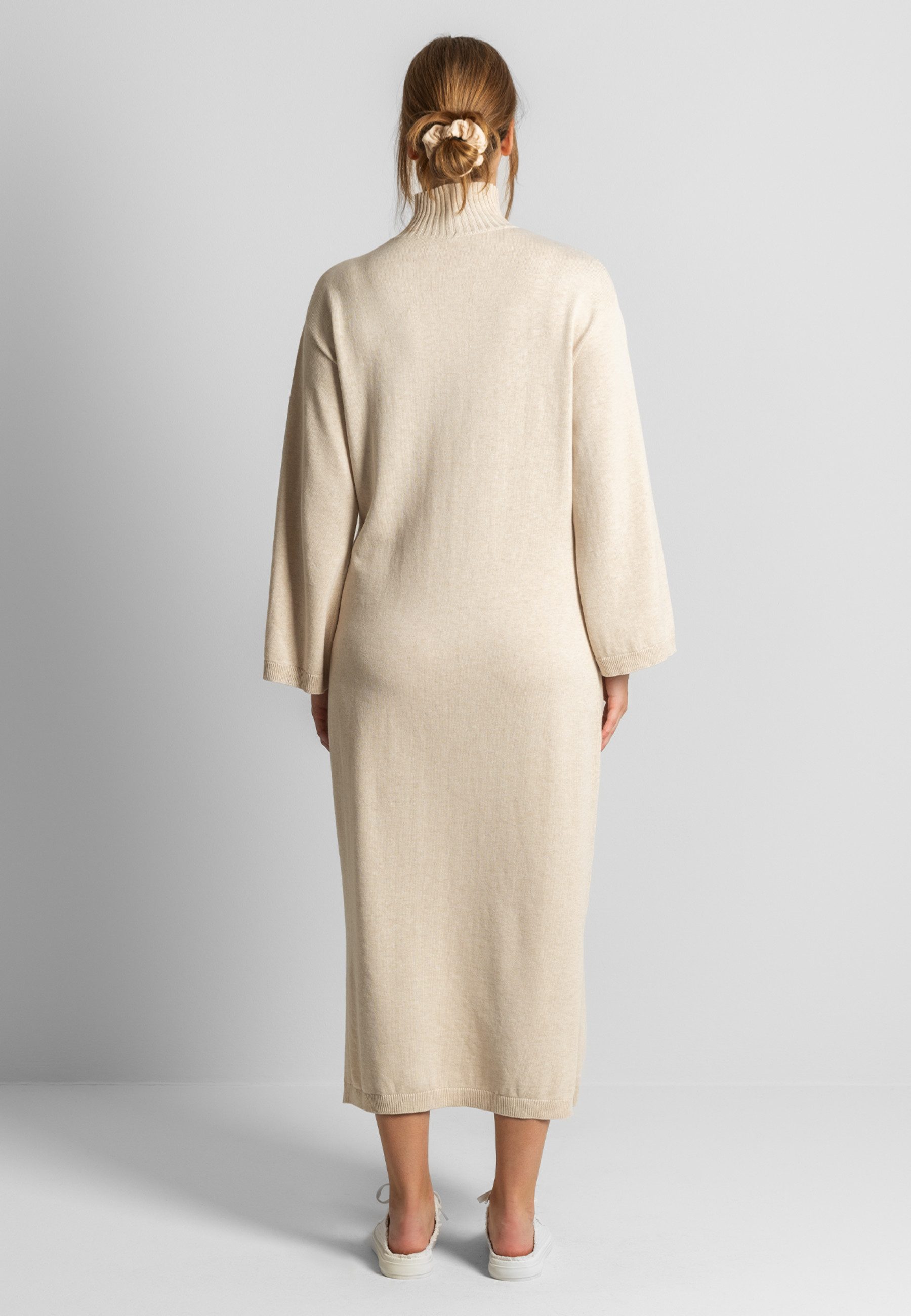 trueStory Strickkleid EELA GOTS zertifiziert
