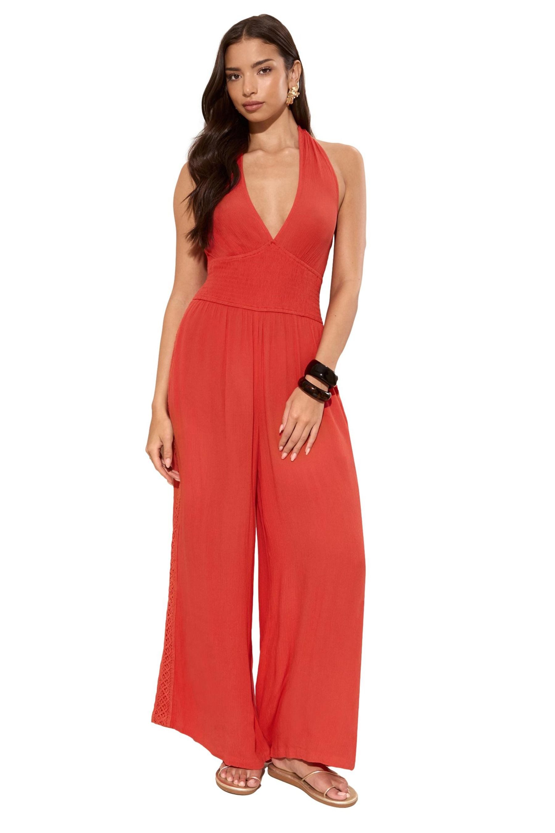 LIPSY Jumpsuit Lipsy Jumpsuit mit Neckholder, Kurzgröße (1-tlg)