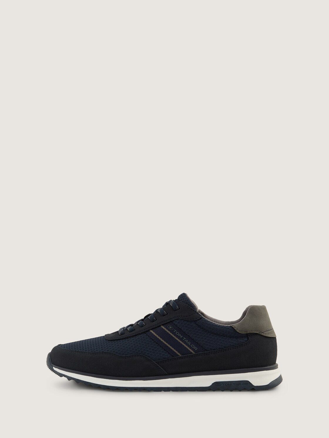 TOM TAILOR Shoes Licence Sneaker (1-tlg) Sneaker mit Mesh-Einsatz