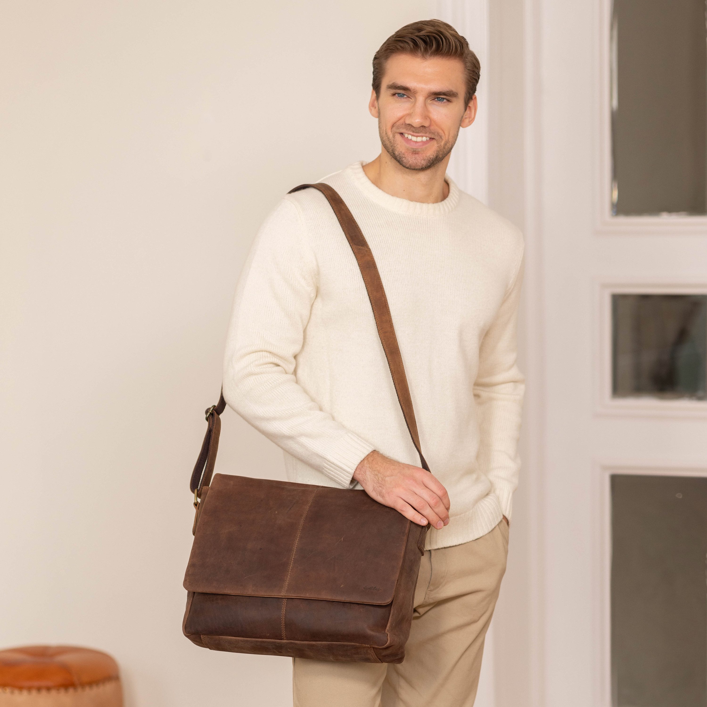 Gusti Leder Umhängetasche Gusti Leder Umhängetasche Reign Laptopfach (1-tlg)