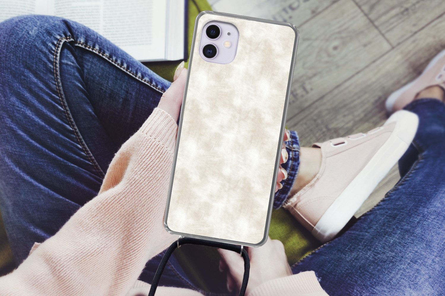MuchoWow Handyhülle für Apple iPhone 12 Dezent - Textur - Beige, Tragbare Handyhüllen mit Kette zum umhängen, Handykette Handyband