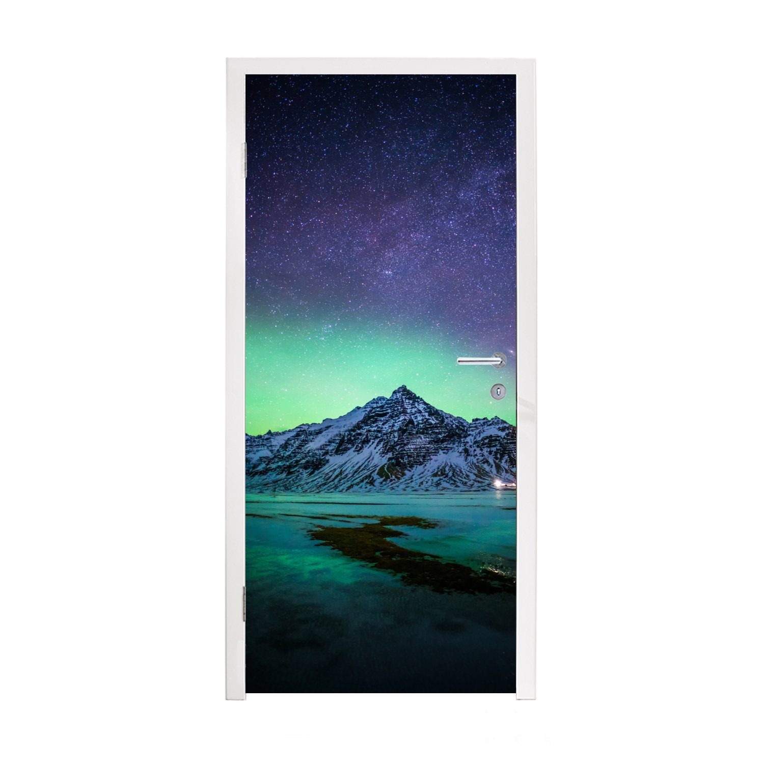 MuchoWow Türtapete Berg - Nordlichter - Schweden - Schnee - Grün - Winter, Matt, bedruckt, (1 St), Selbstklebende Tapete, Folie für Möbel, 75x205 cm