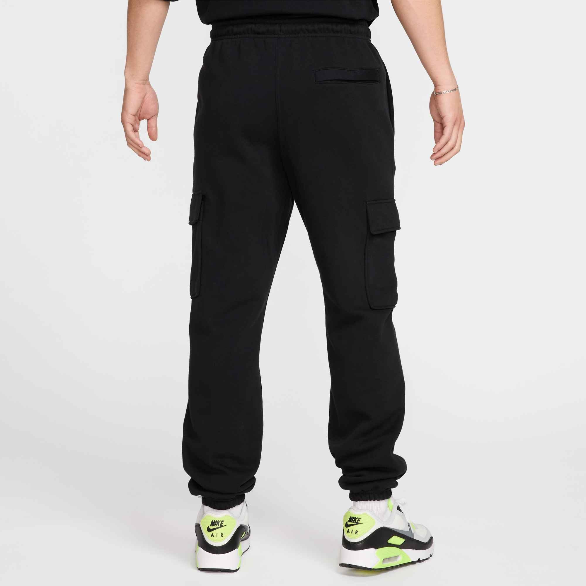 Nike Sportswear Sporthose W J BRK FLC PANT 24 aus Baumwolle und Polyester, bequeme Passform