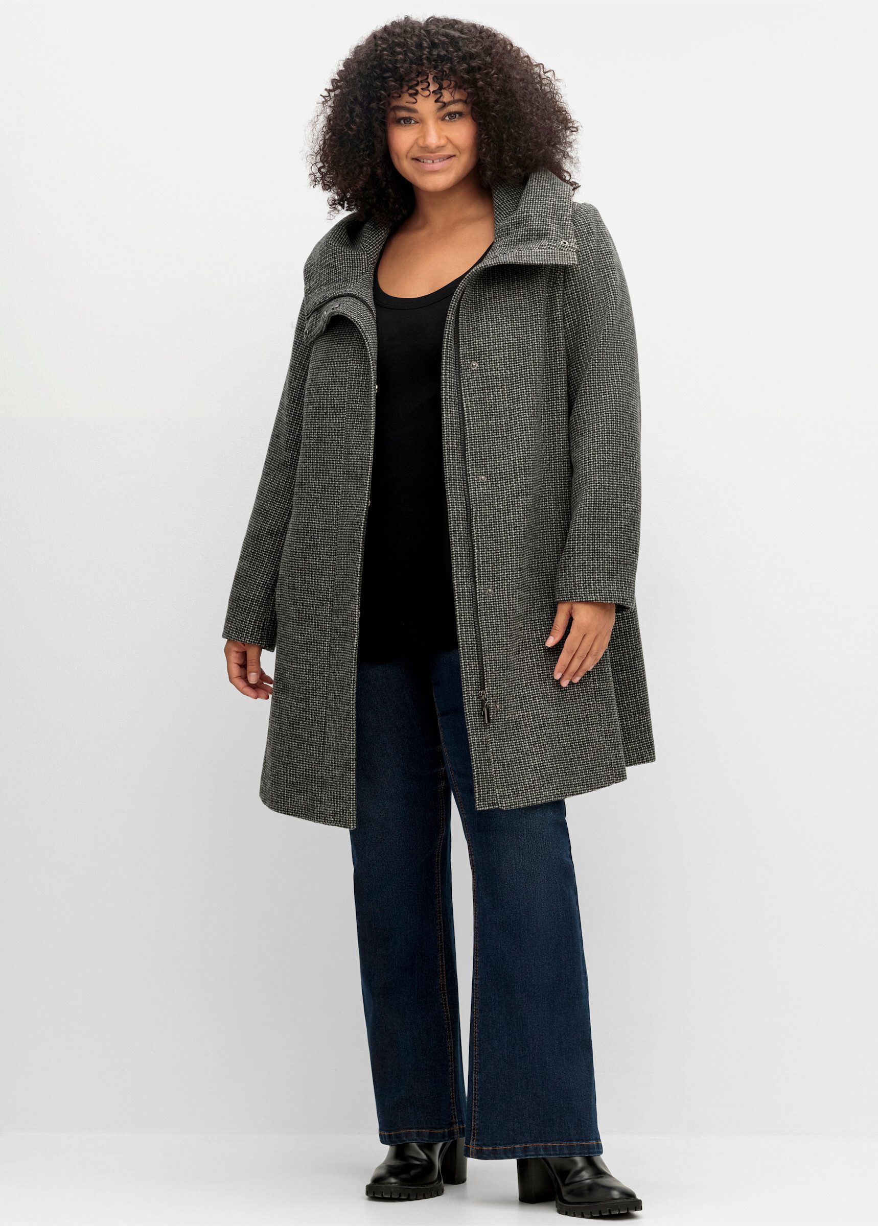 Sheego Langmantel Kurzmantel . mit großer Kapuze, in A-Linie, mit Wollantei günstig online kaufen