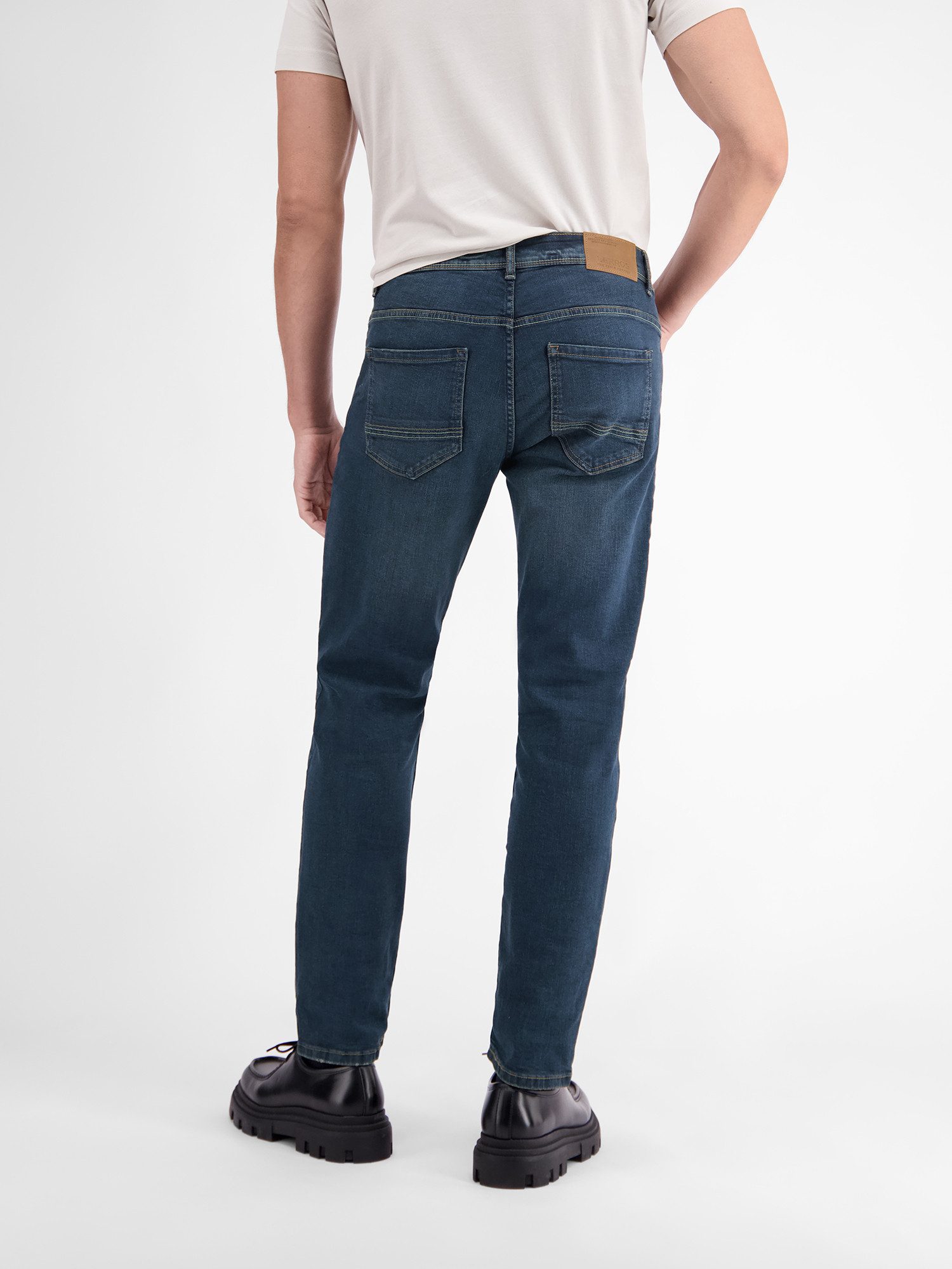 LERROS Relaxhose Baxter Relaxed Fit Jeans – Bequemer Stretch 5-Pocket Denim Bequeme Stretch-Jeans - pflegeleicht, ideal für Alltag & Freizeit – Bild 4 von 5
