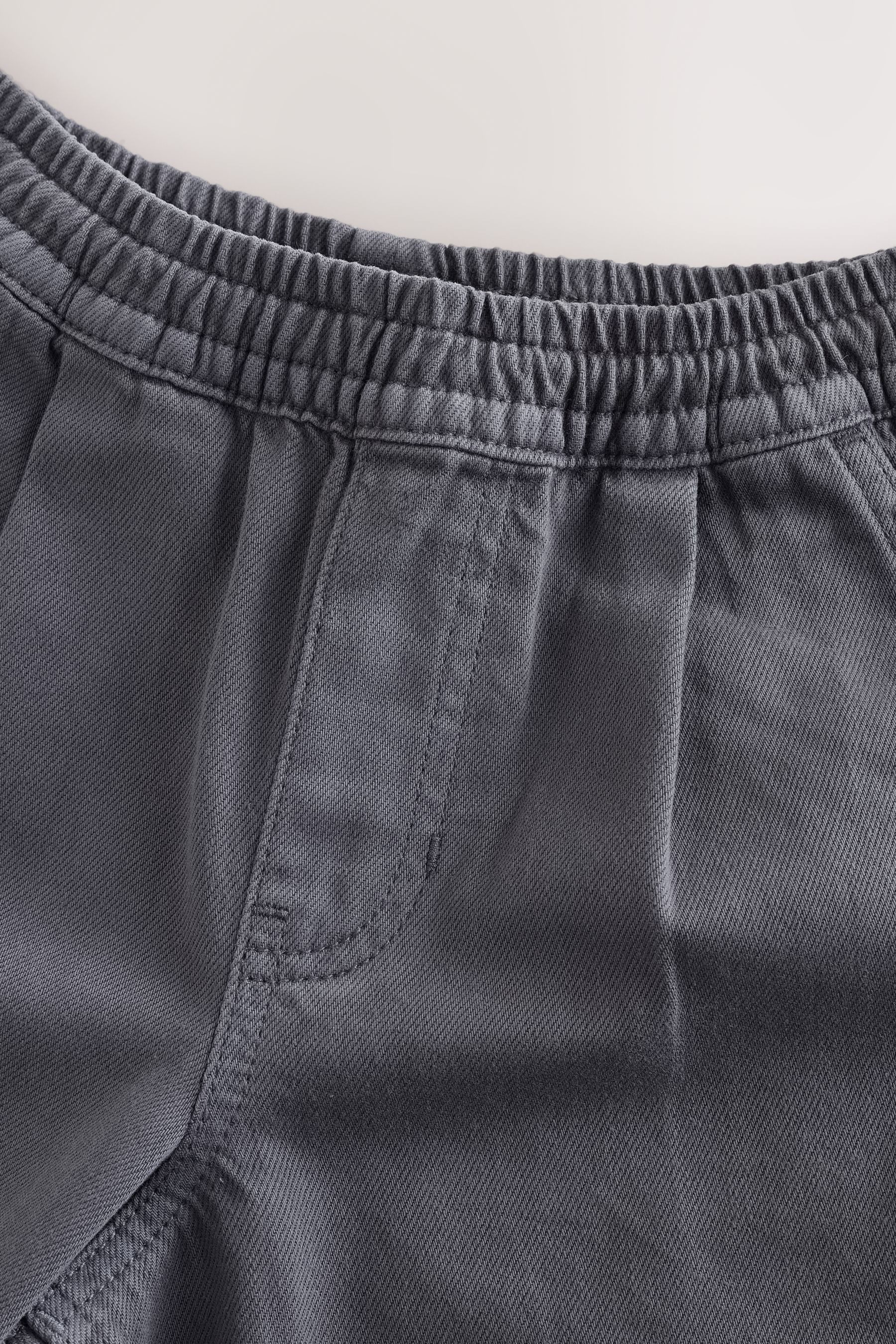 Next Schlupfhose Schlabberige Schlupf-Hose mit konischem Bein (1-tlg) – Bild 4 von 5