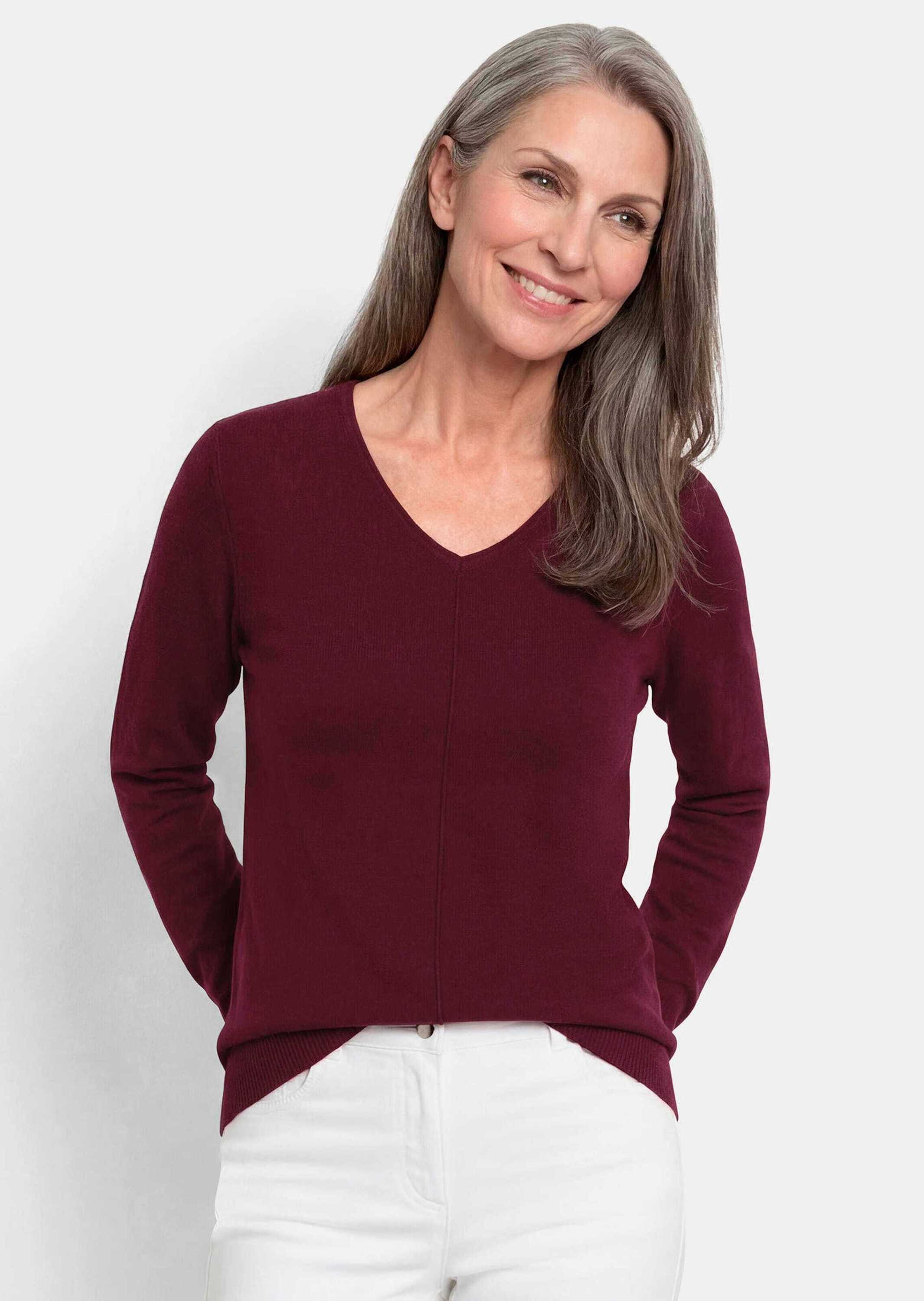 GOLDNER Strickpullover Kurzgröße: Baumwollpullover mit V-Ausschnitt Feinstrickpullover mit V-Ausschnitt, gerippten Säumen und Langarm