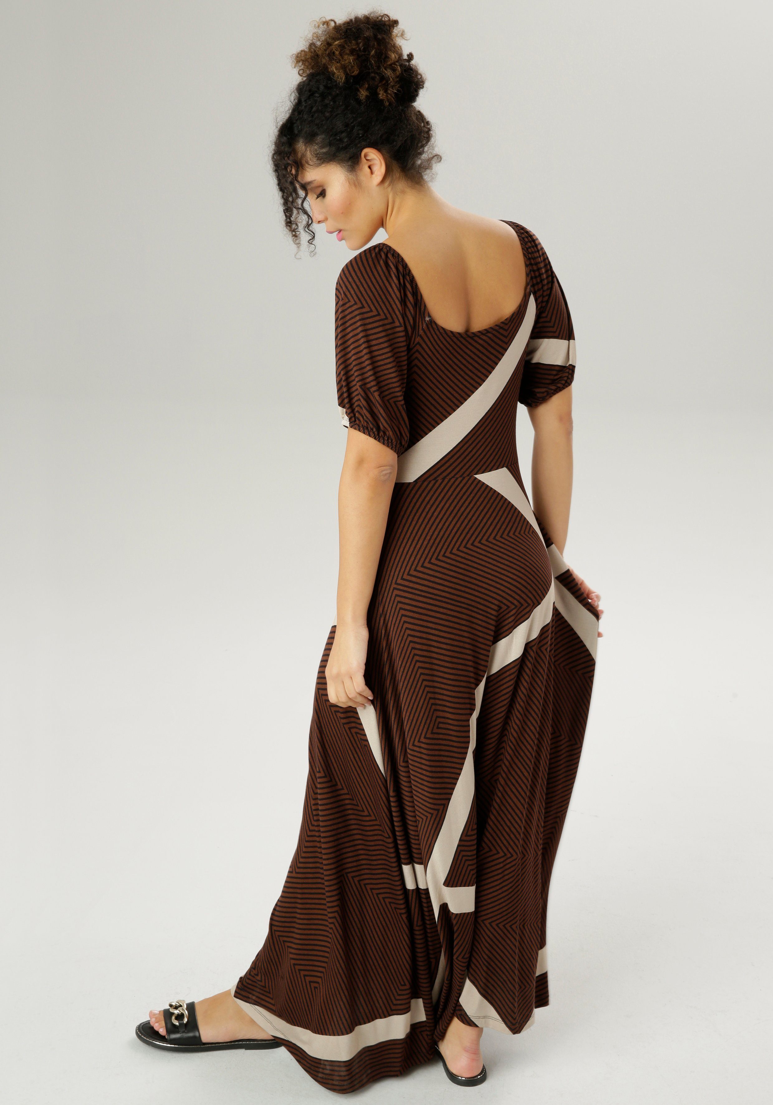 Aniston SELECTED Sommerkleid mit verlängertem Halbarm günstig online kaufen