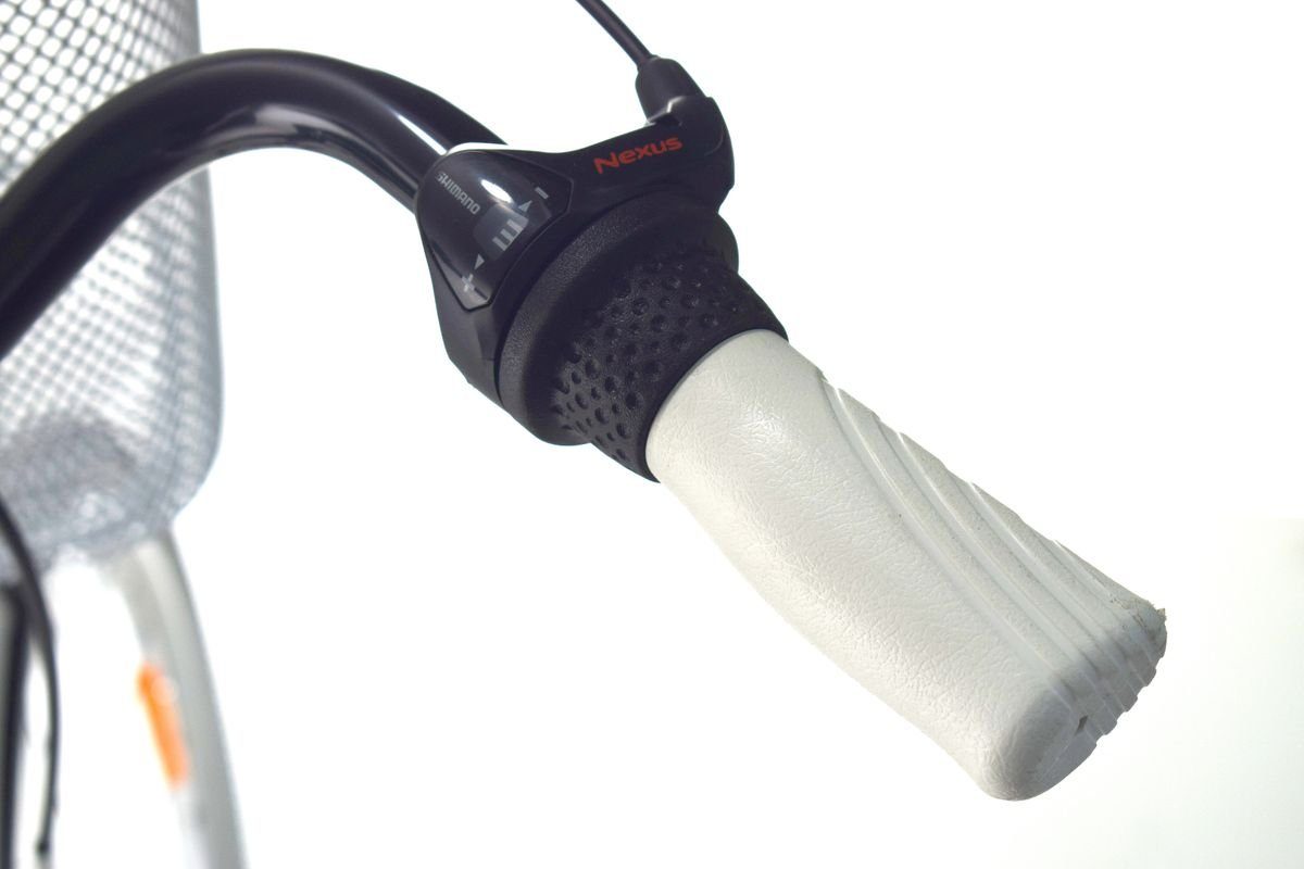 T&Y Trade City Bike 26 Inch Girls Women's City Bicycle 3-Speed ​​Nexus Reflex White, 3-Speed ​​Shimano, Hub Gears, Coaster Brake, Luggage Rack, Lights, 3 Nexus Speed, Kickstand, Basket