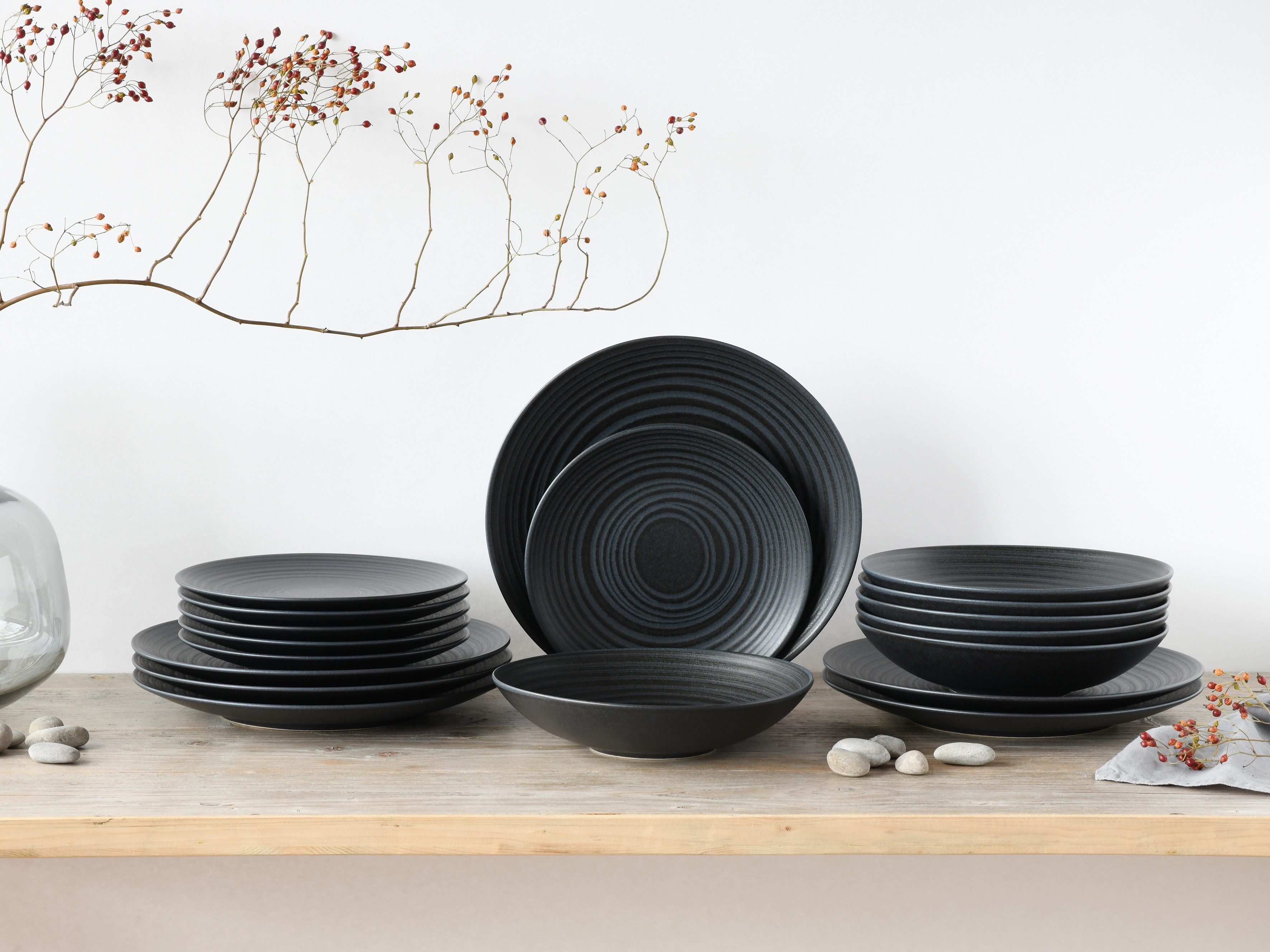 CreaTable Teller-Set Lava Stone Black, Teller Set 18-tlg (18-tlg), 6 Personen, Steinzeug, Seidenmatte Glasur