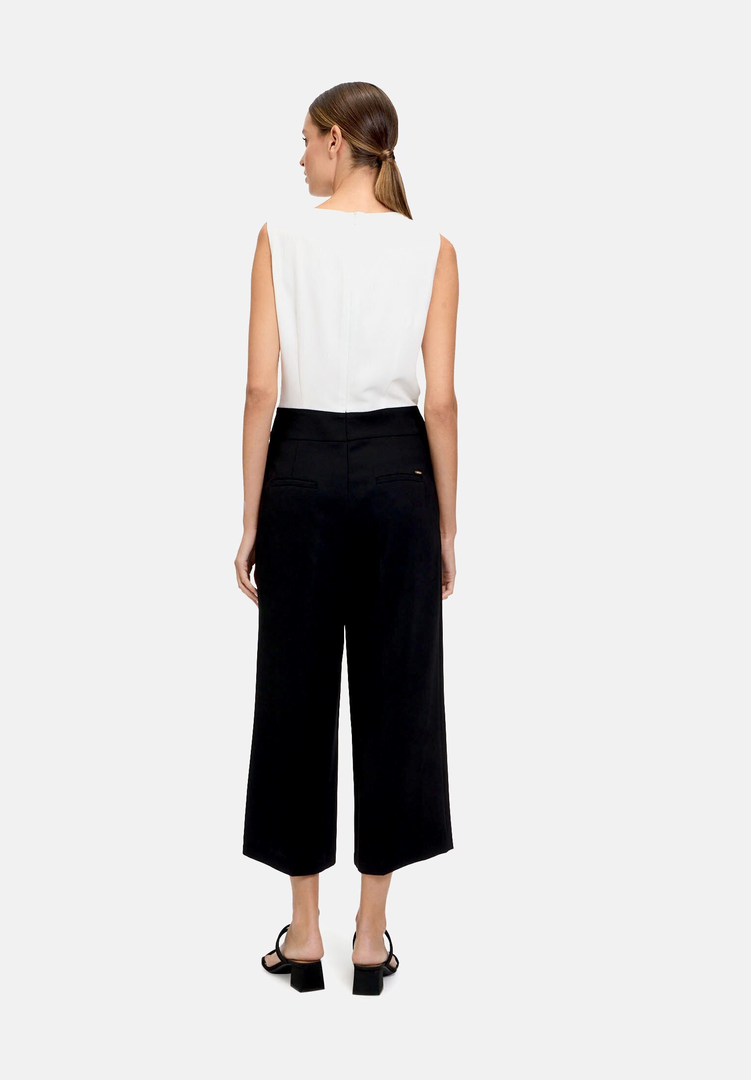 Betty&Co Overall Damen ohne Arm (1-tlg) Falten