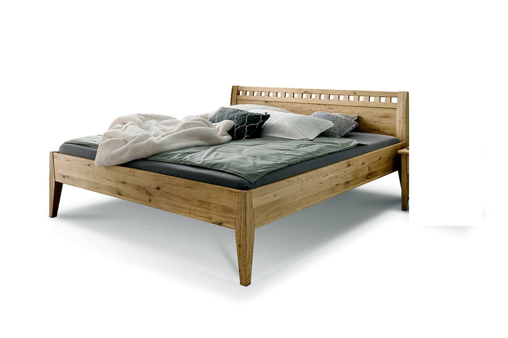 Forestales Massivholzbett Modesto