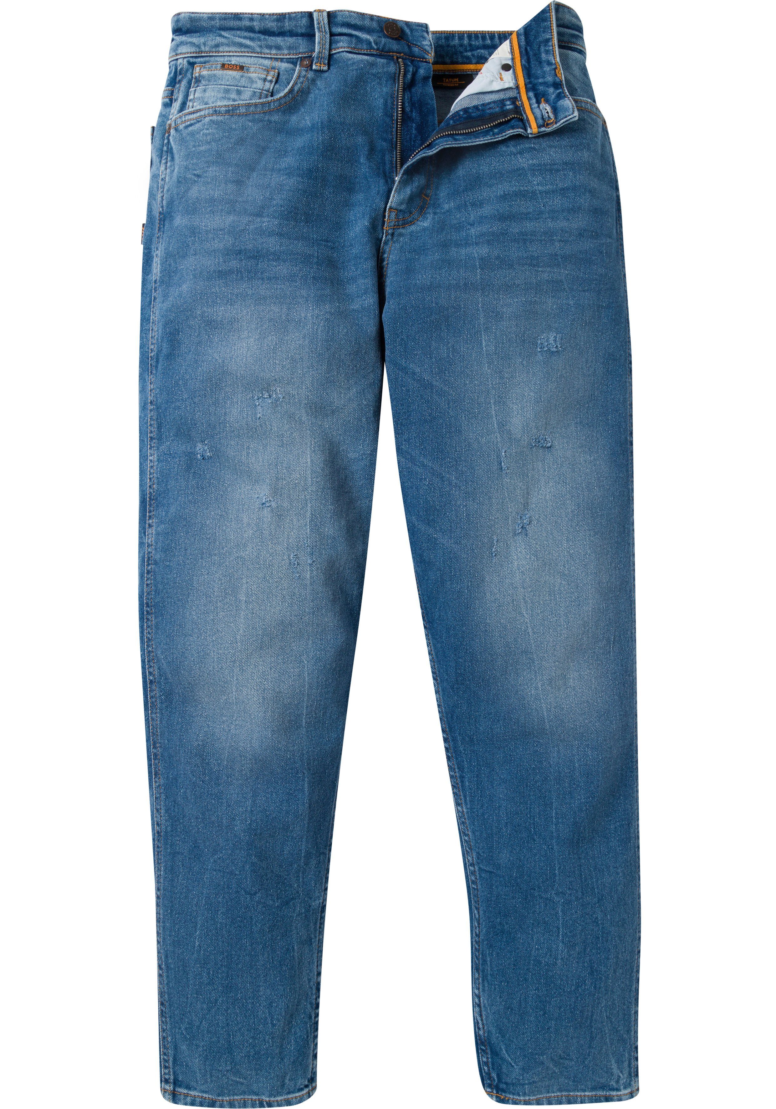 BOSS ORANGE Tapered-fit-Jeans mit BOSS Plakette am Münzfach light blue denim