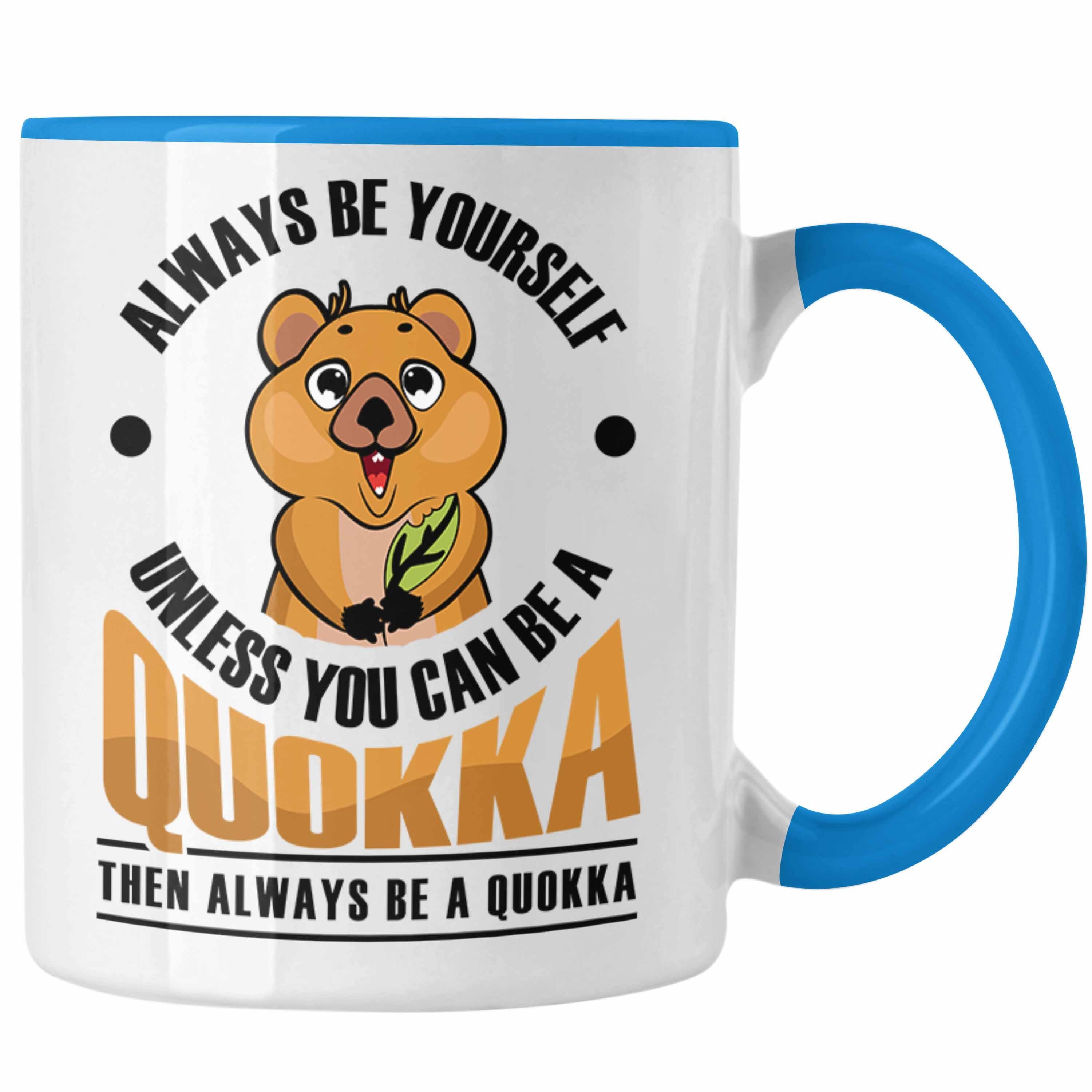 Trendation Tasse Lustige Tasse Quokka-Motiv Geschenk für Quokka Liebhaber Blau