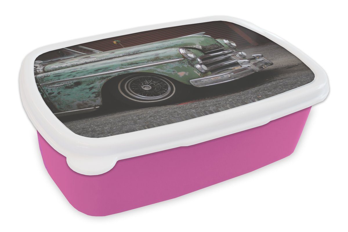 - Lunchbox Brotbox Mädchen, Stoßstange, Oldtimer MuchoWow Kunststoff, rosa Auto für Snackbox, - Kinder, (2-tlg), Brotdose Kunststoff Erwachsene,