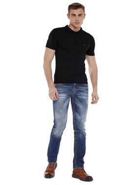 Cipo & Baxx Slim-fit-Jeans mit bestickten Rückentaschen in Straight Fit