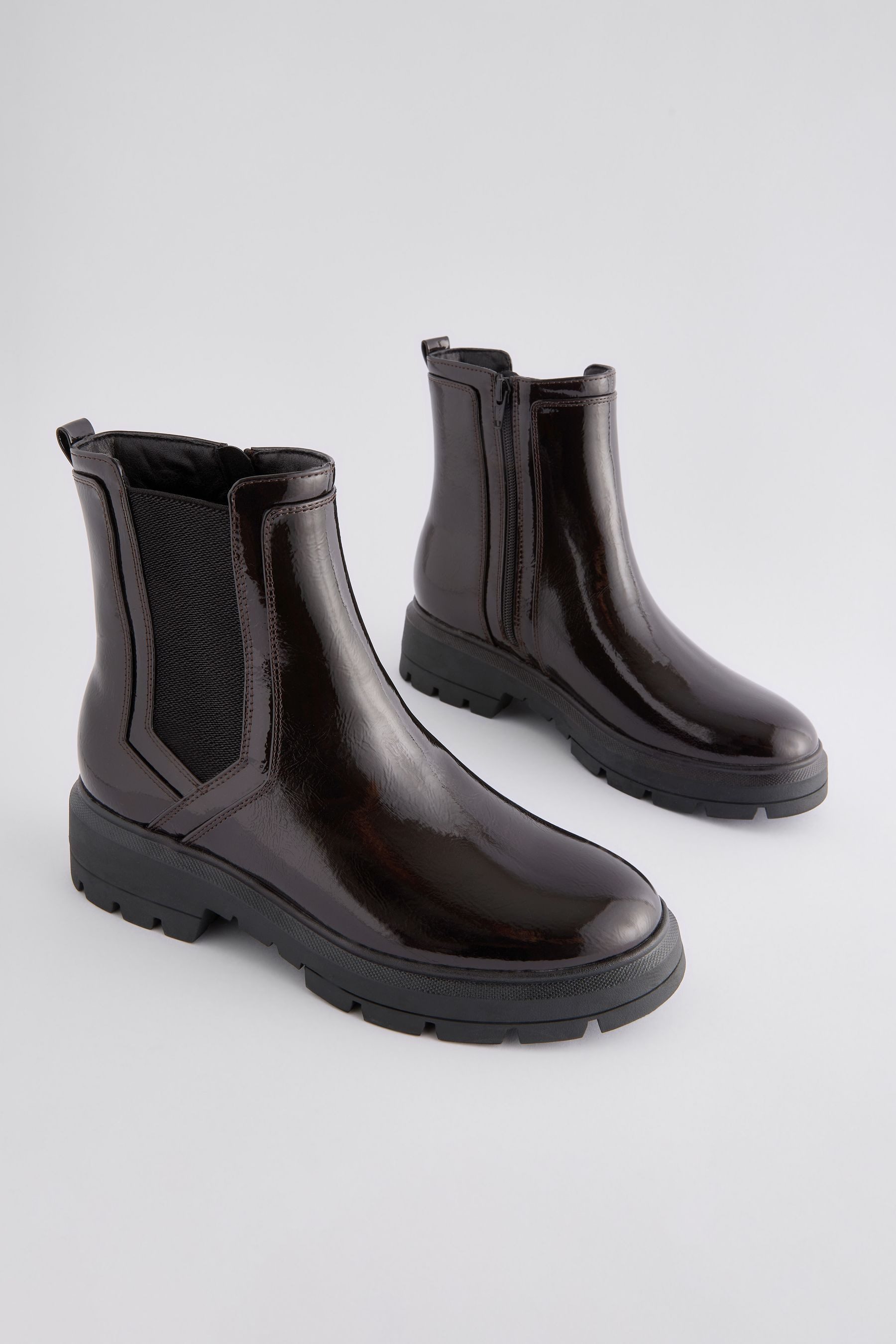 Next Forever Comfort® Chelseastiefel aus Lackleder günstig online kaufen