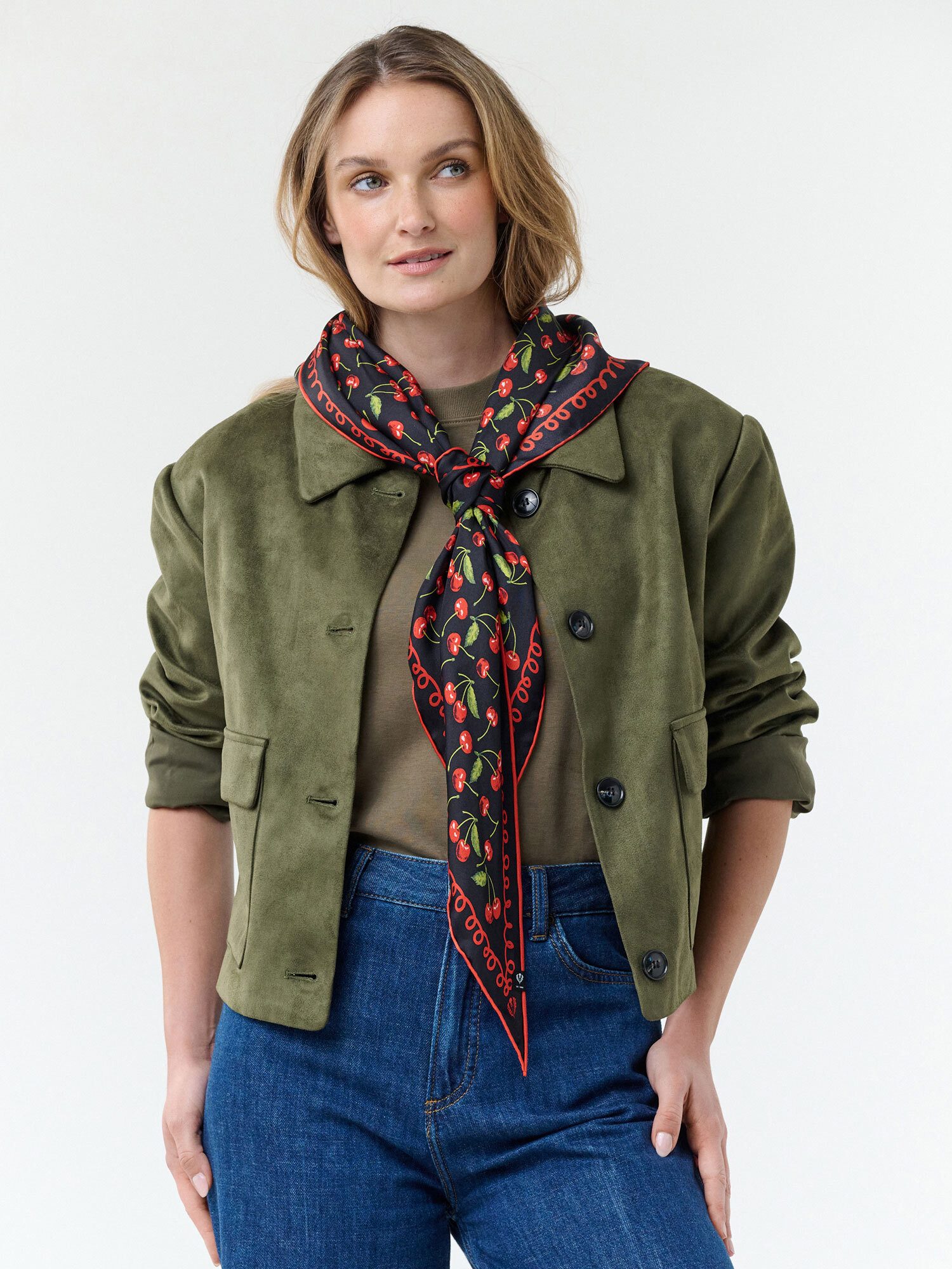 Fraas Modetuch Dreieckstuch mit Kirschen-Print aus reiner Seide – Bild 5 von 5