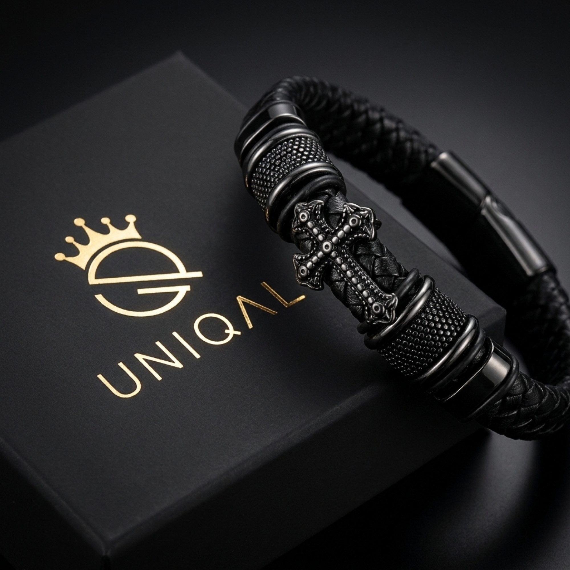 UNIQAL.de Lederarmband GLORY mit Kreuz – handgeflochtenes Echtleder & Edelstahl (Magnetverschluss mit Verlängerungsglied, edles unisex Geschenk, Handgefertigt), – Bild 2 von 5