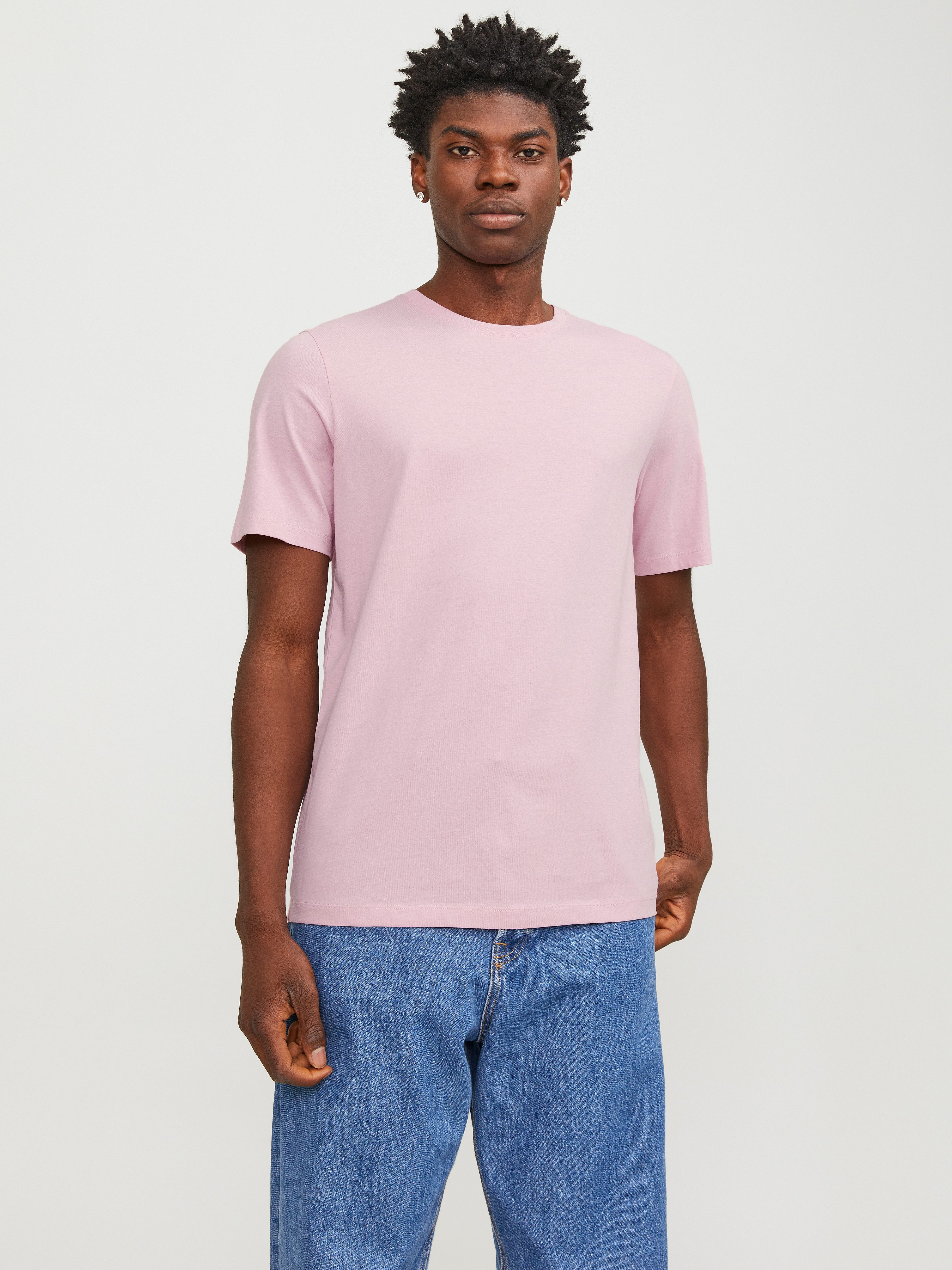 Jack & Jones Rundhalsshirt JJEORGANIC BASIC TEE SS O-NECK NOOS mit Rundhalsausschnitt. Reduzierter Preis € 9,31. Unverbindliche Preisempfehlung € 14,99