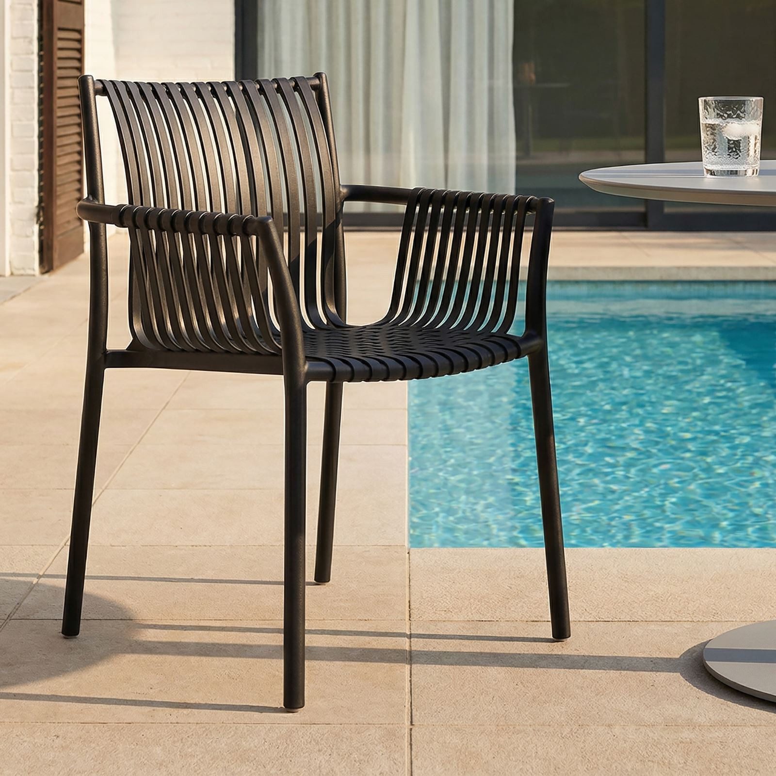 IDIMEX Gartenstuhl OLEA (4 St), Outdoor Stühle für 4 Personen UV-beständig modern Schwarz