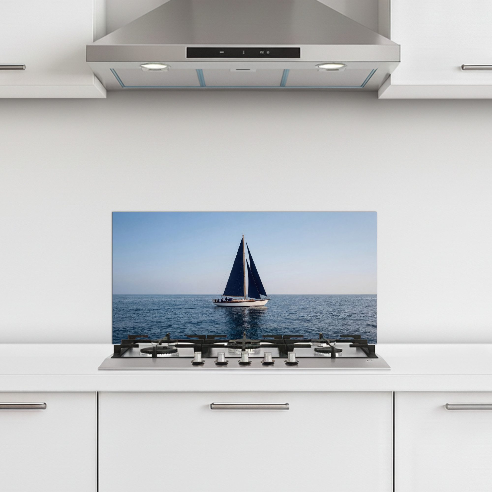 KitchenYeah Küchenrückwand selbstklebend (keine Folie) Segelboot - Meer - Blau, (1-tlg), Küchenrückwand, Spritzschutz, Kitchen, 60x30 cm
