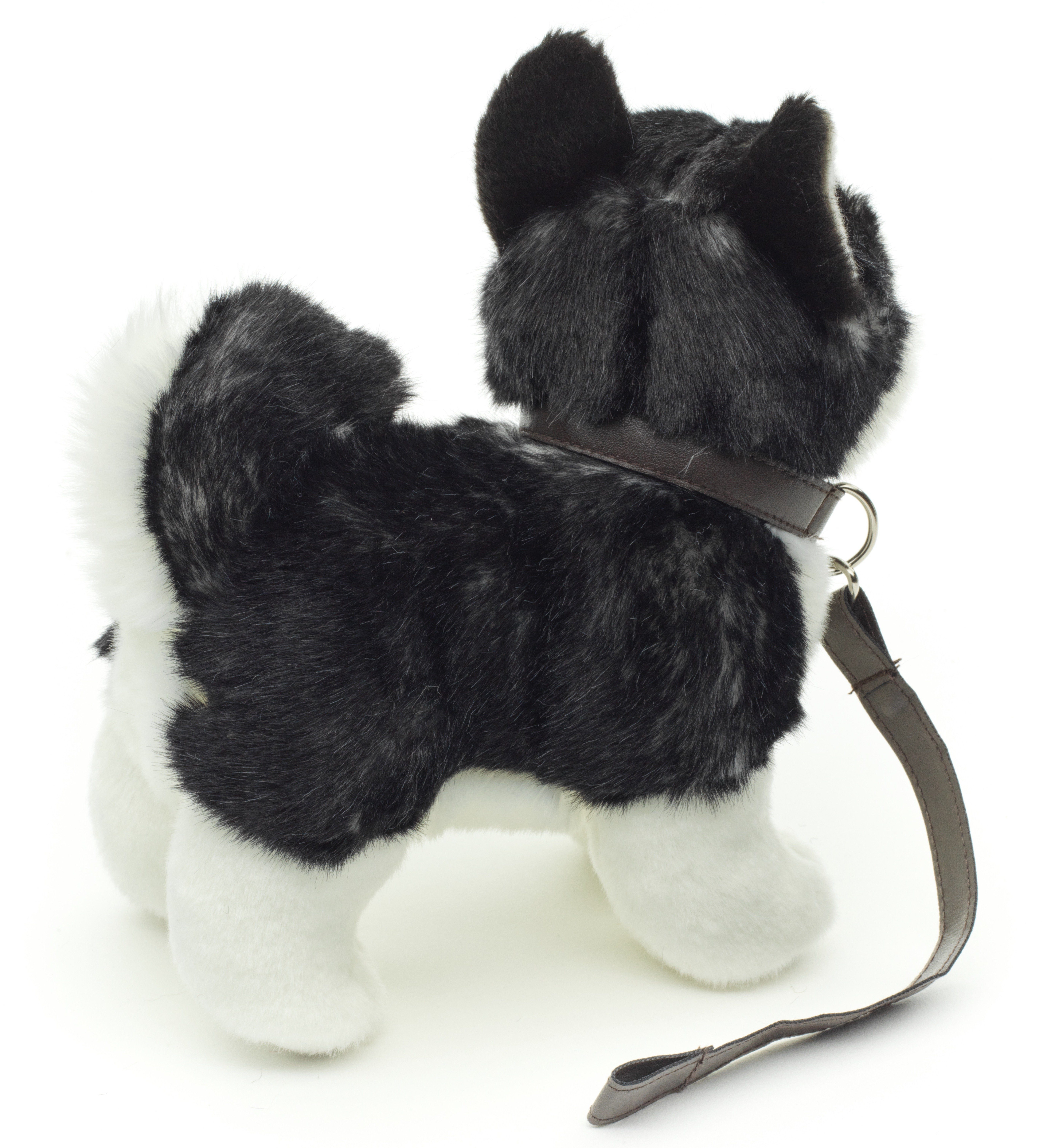 Uni-Toys Kuscheltier stehend cm % Husky recyceltes schwarz, Plüschtier, Plüsch-Hund, - Füllmaterial zu 100 Welpe 24 (mLeine)