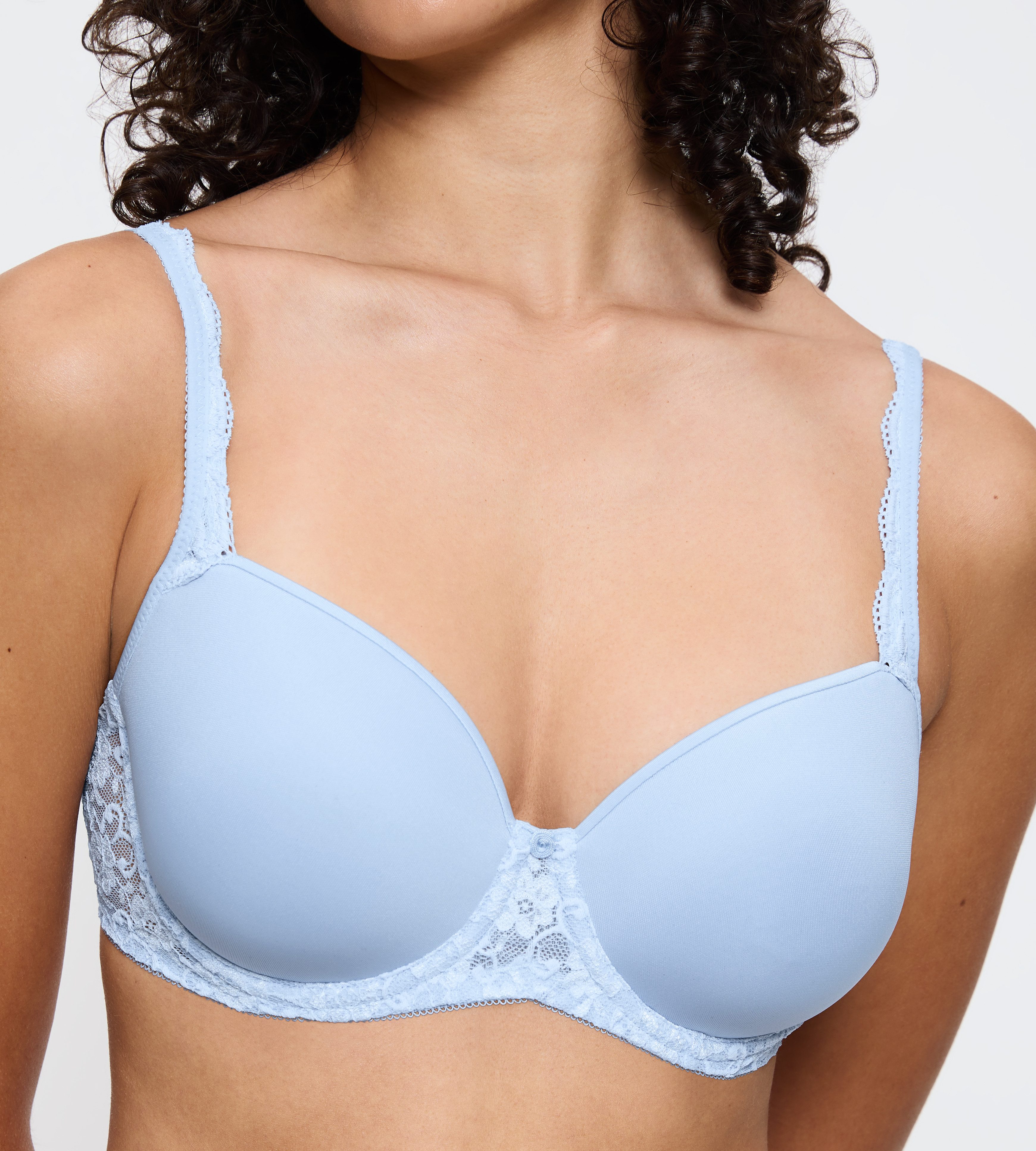 Triumph Bügel-BH Amourette WP Stretch-Spitze, glatte Cups, atmungsaktiv, leicht, feminin