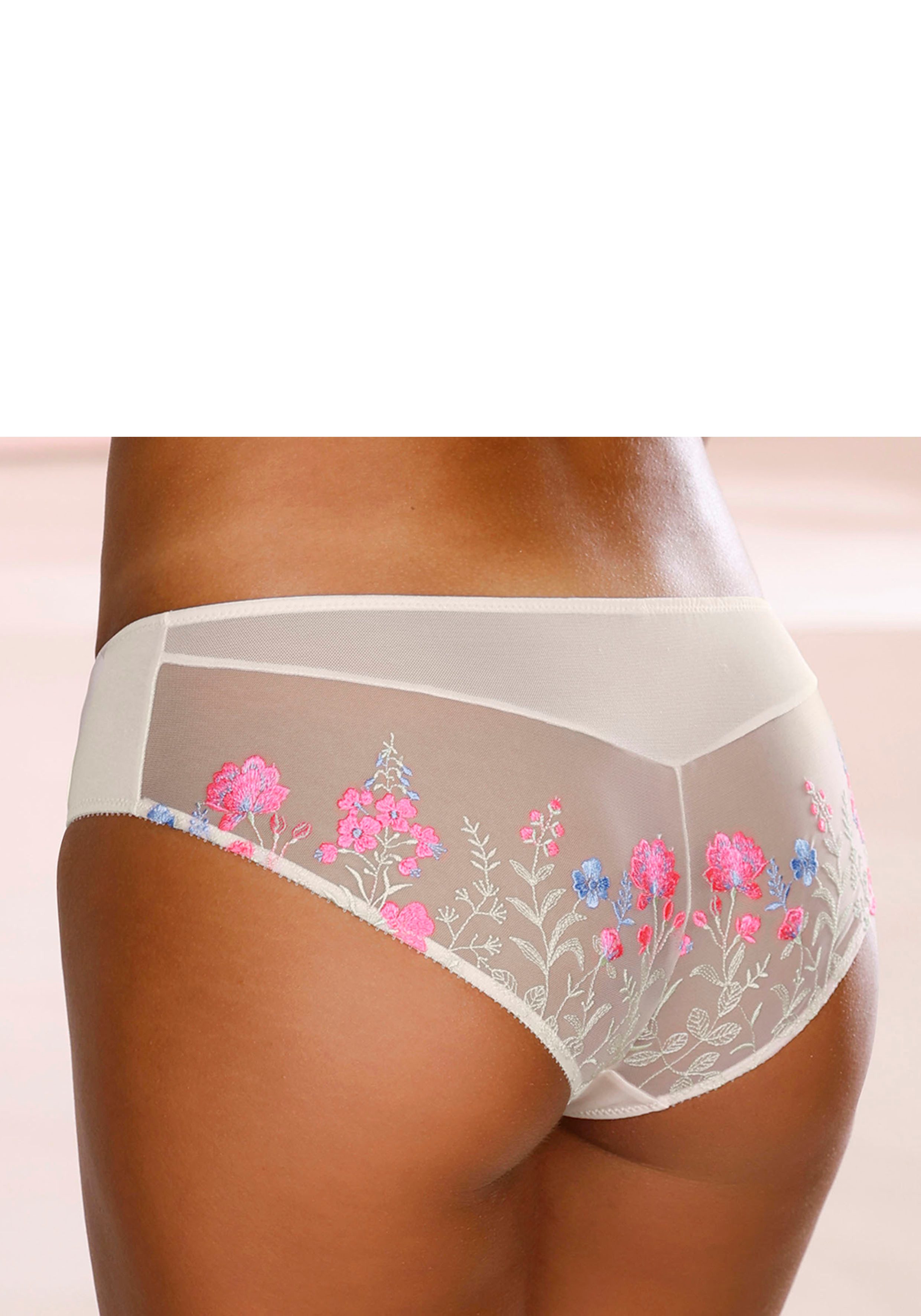 LASCANA Tanga Maria mit blumiger Stickereispitze