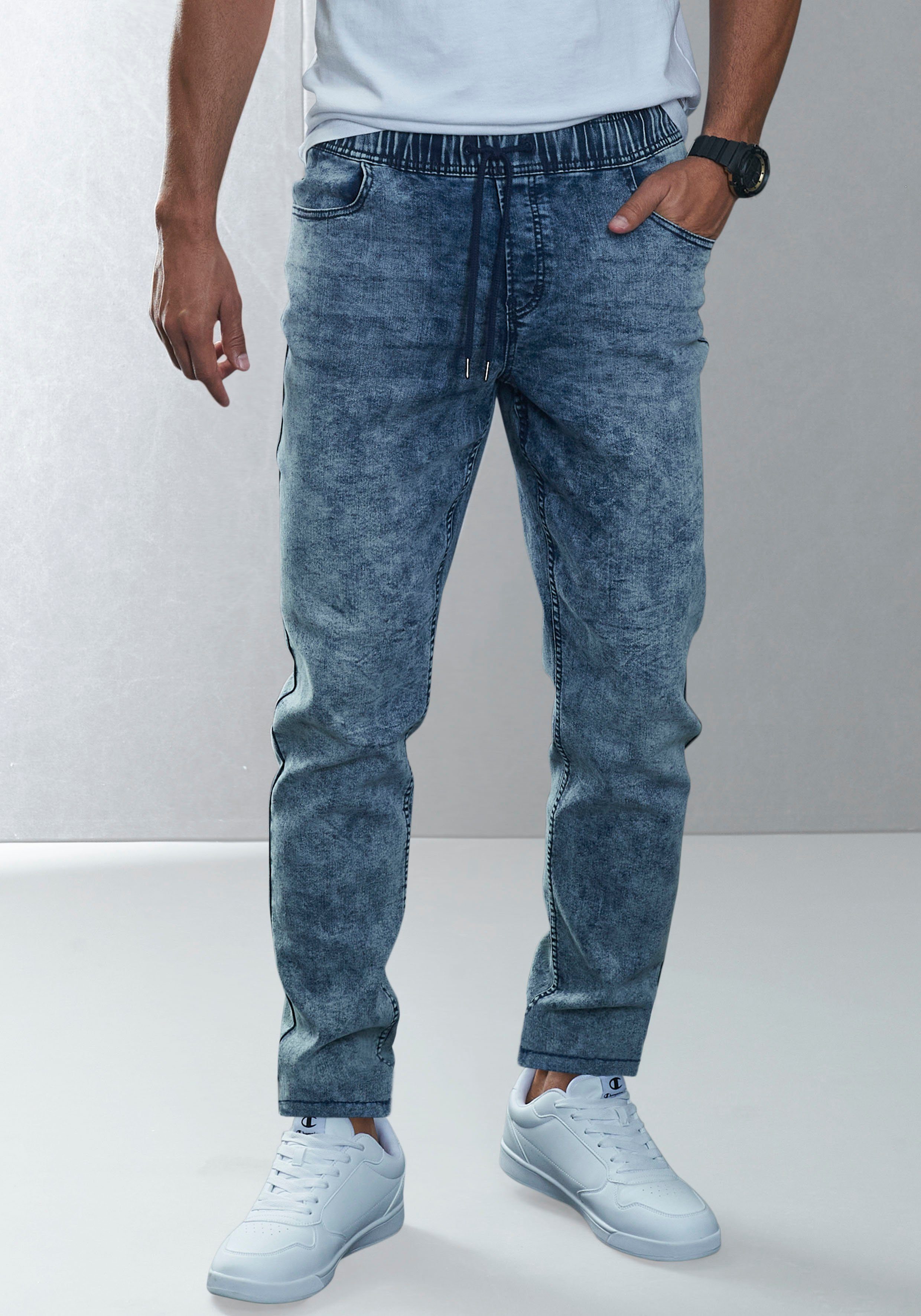 Buffalo Jogg Pants - Schlupfjeans in Moonwashed-Optik