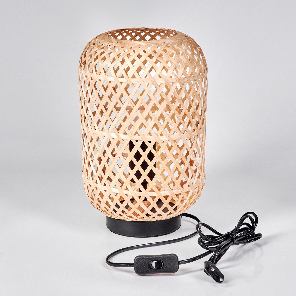 hofstein Tischleuchte moderne Boho Tischlampe aus Metall/Bambus in Schwarz/Natur, ohne Leuchtmittel, Schirm in Gitter-Optik, An-/Ausschalter, 1 x E27, ohne Leuchtmittel. Reduzierter Preis € 49,99. Unverbindliche Preisempfehlung € 64,90