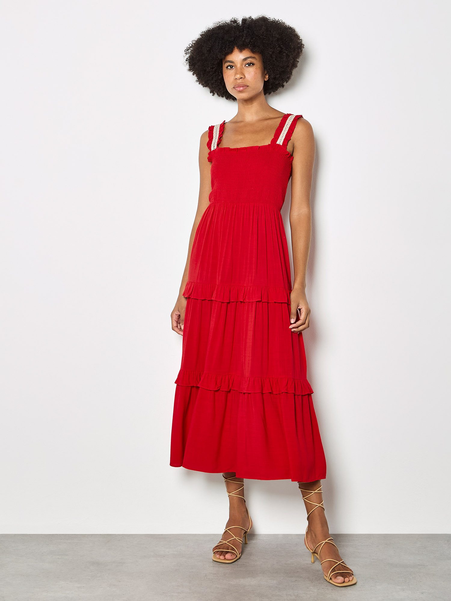 Apricot Midikleid Midi-Kleid mit gestufter Spitzenverzierung