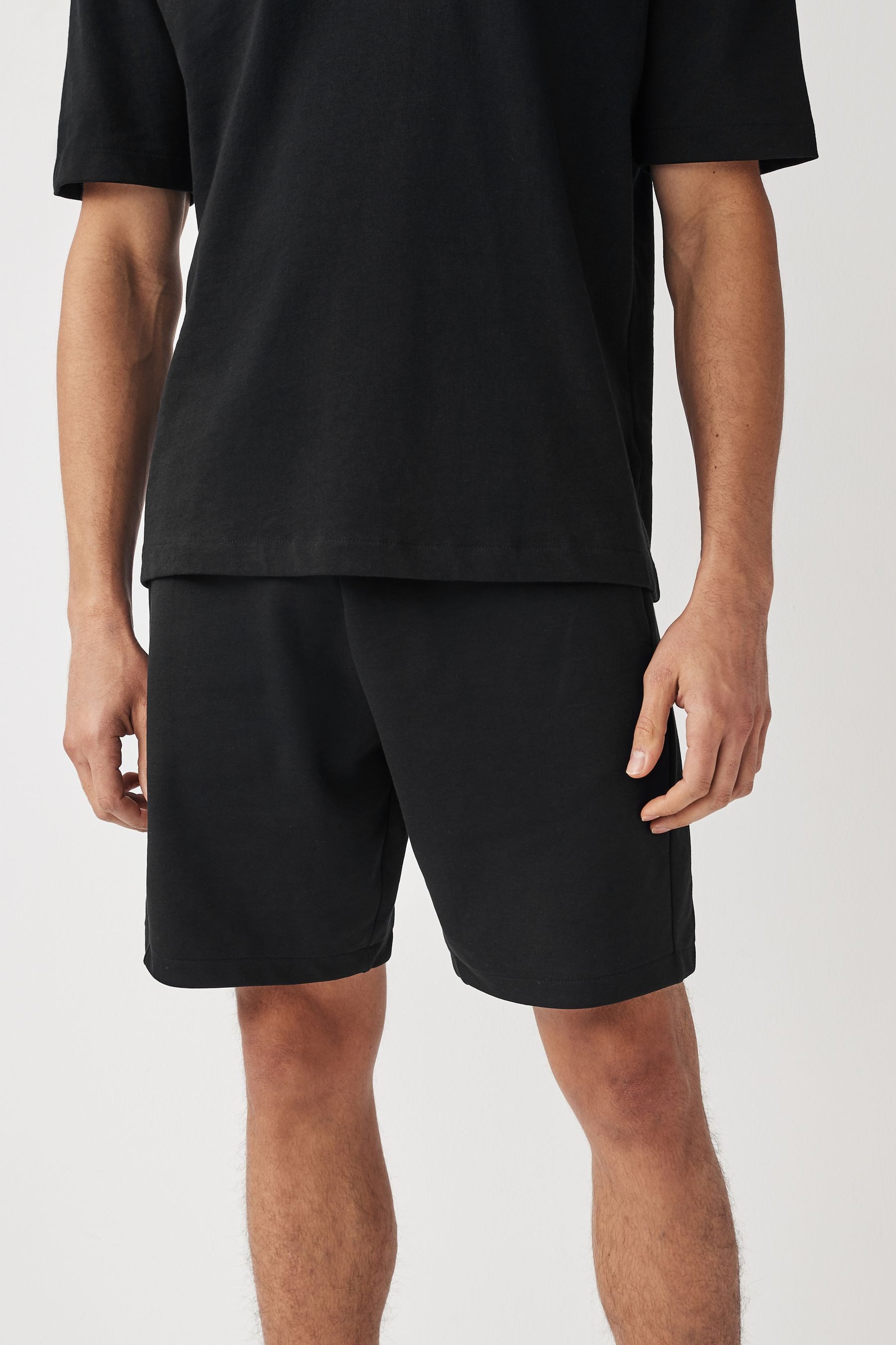 Next Sweatshorts Straight Fit Jersey-Shorts, Reißverschlusstasche (1-tlg)