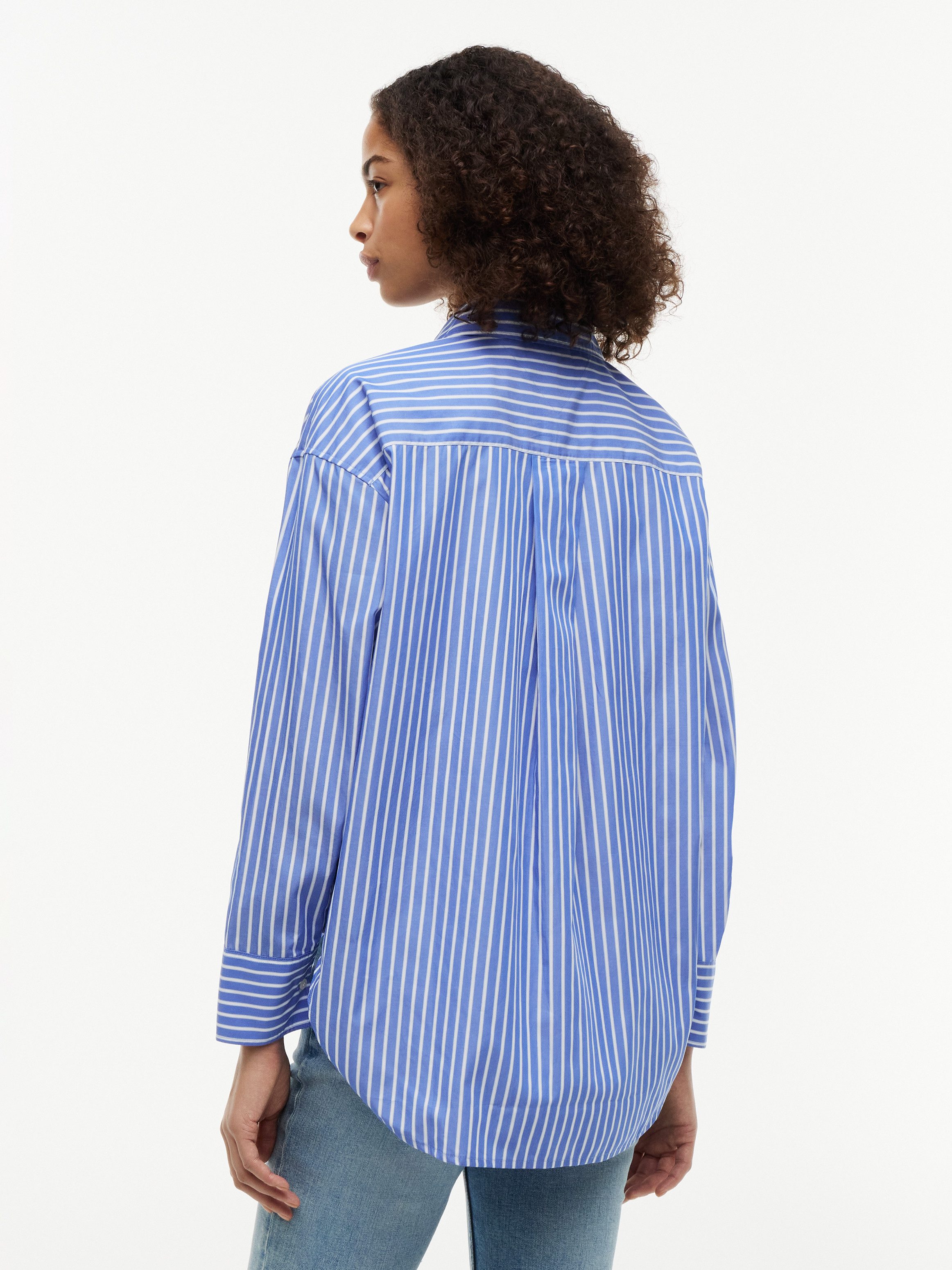 Tommy Hilfiger Hemdbluse MODERN POPLIN BLUE STR SHIRT LS Baumwolle, Brusttasche, regular fit