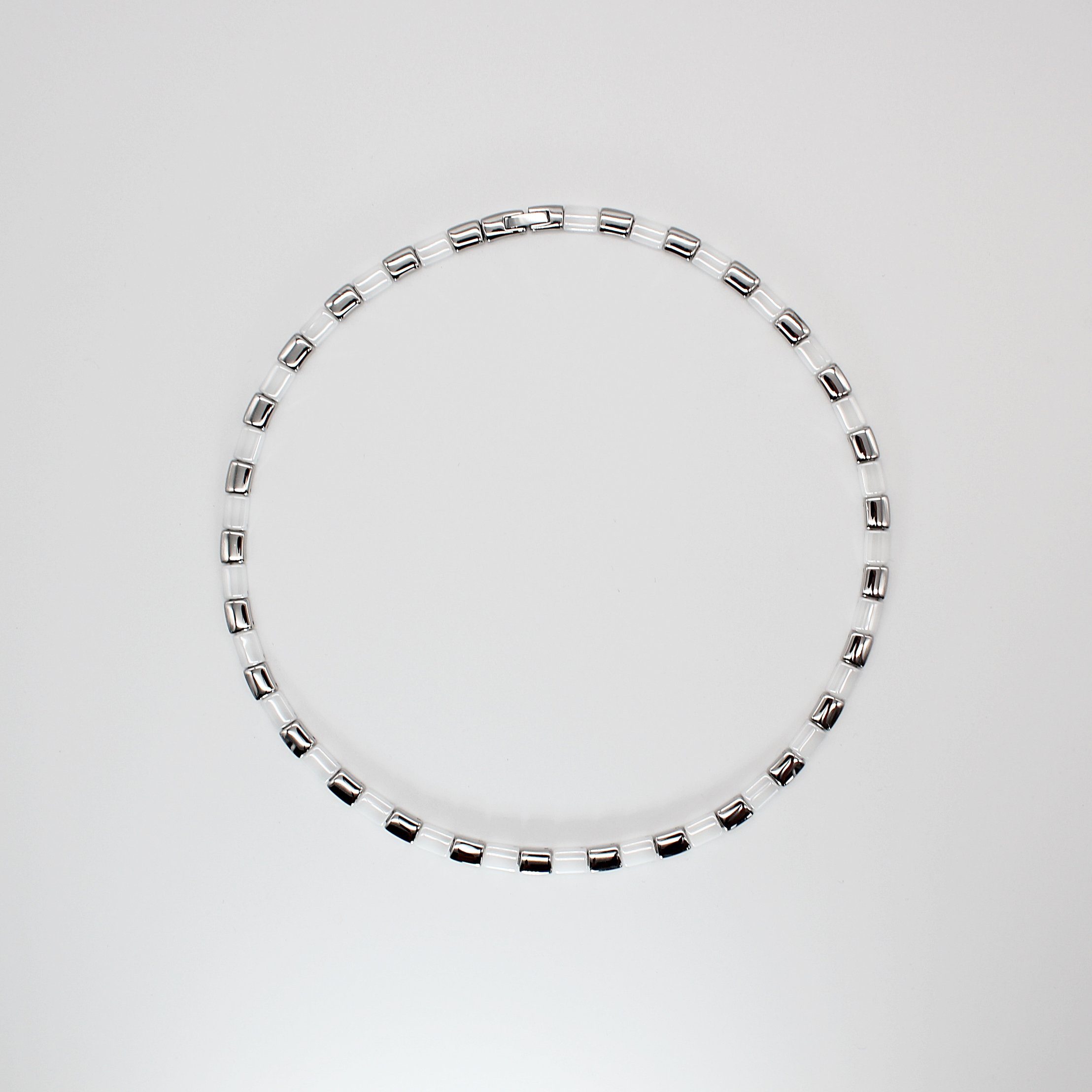 ELLAWIL Collier Collier / Geschenkschachtel Halskette x Kettenbreite inklusive und (Kettenlänge schwarzer Edelstahl mm 3 Damenkette Keramik 6 mm), 49 aus cm