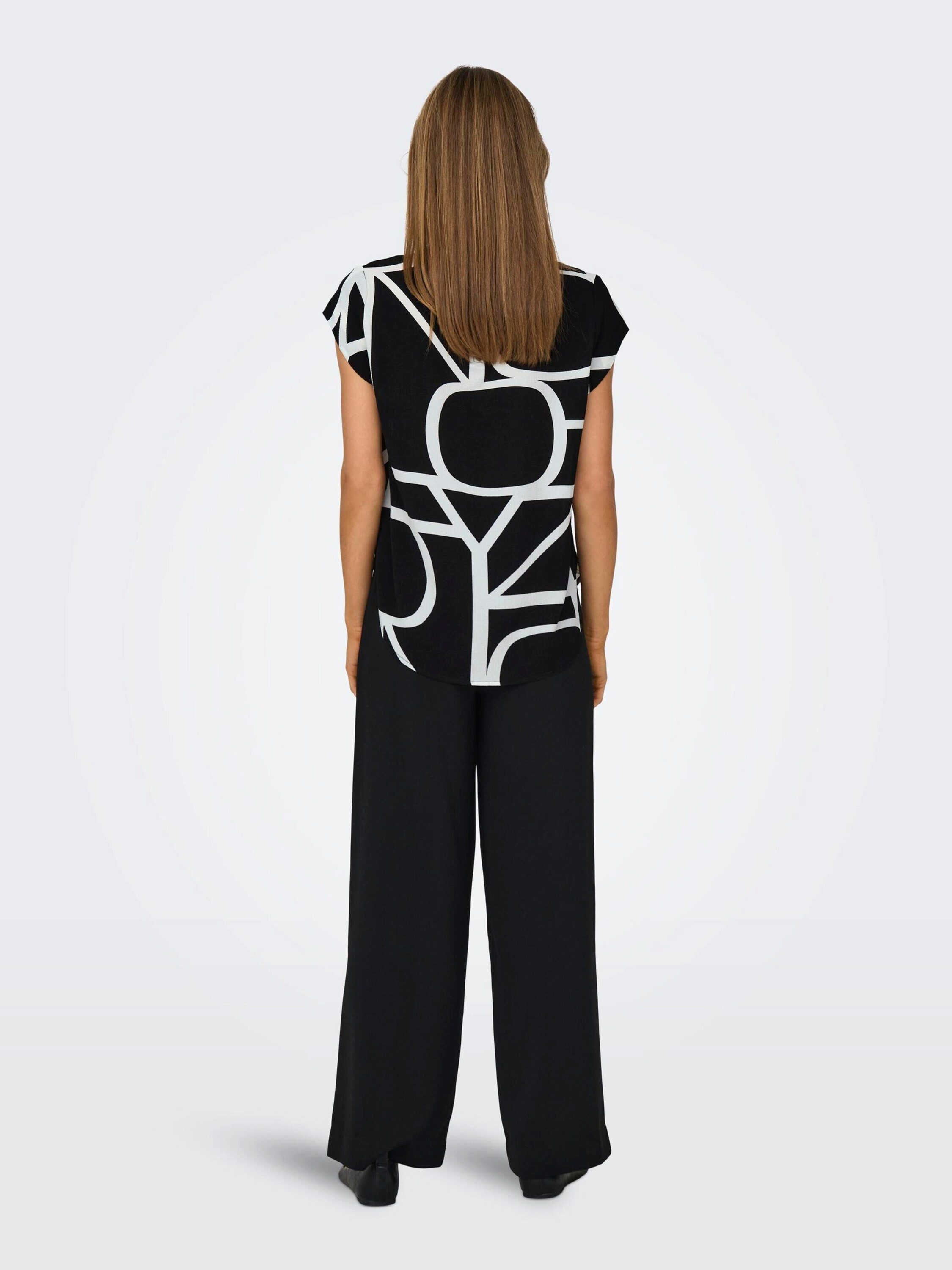 ONLY Funktionsbluse ONLVic (1-tlg) Plain/ohne Details – Bild 3 von 5