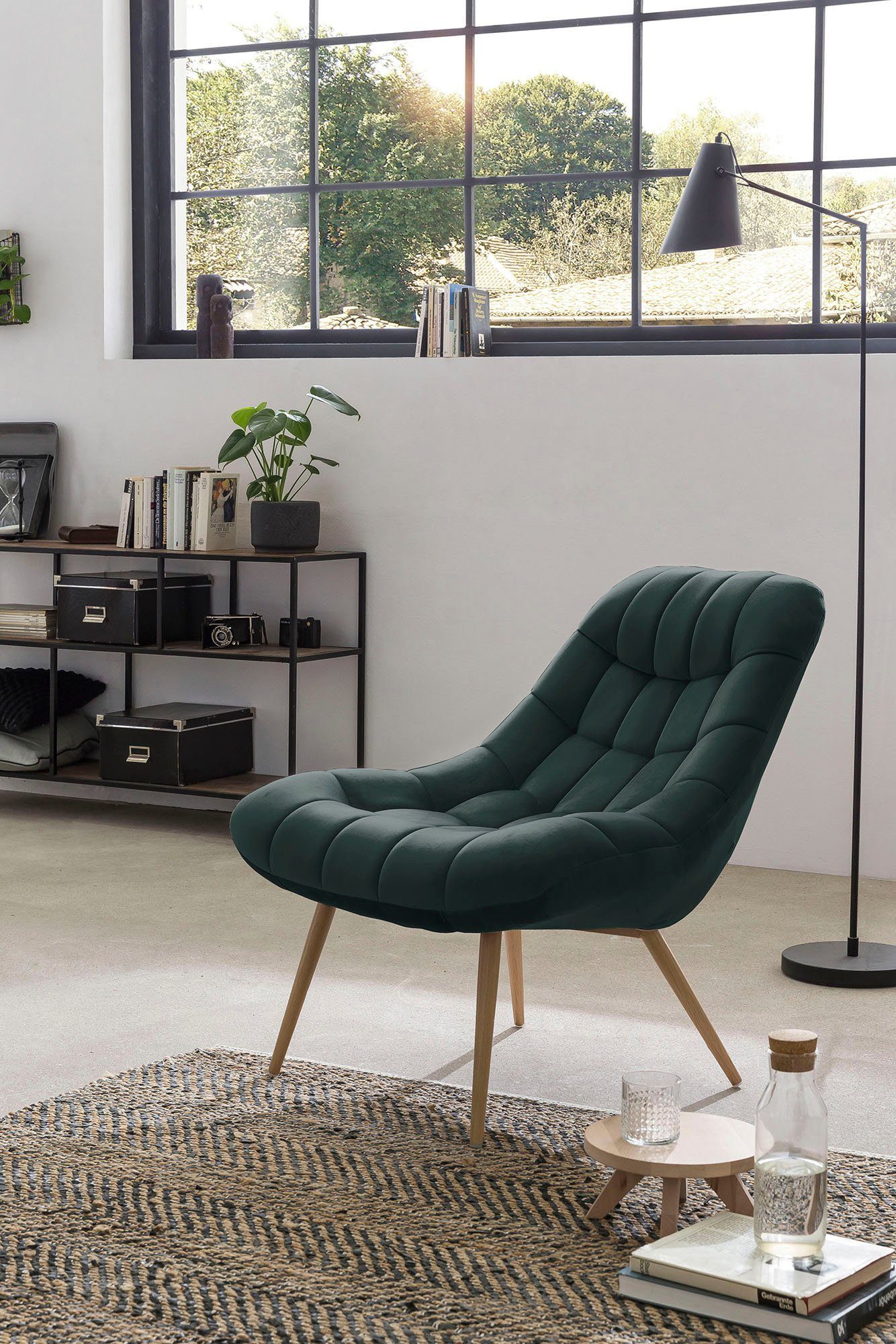SalesFever Relaxsessel Toulon - Komfortabler Loungesessel, mit XXL-Steppung, mit schwarzen oder naturfarbenen Beinen