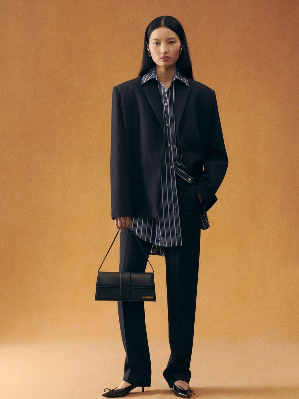 JACQUEMUS Henkeltasche Le Bambino Long