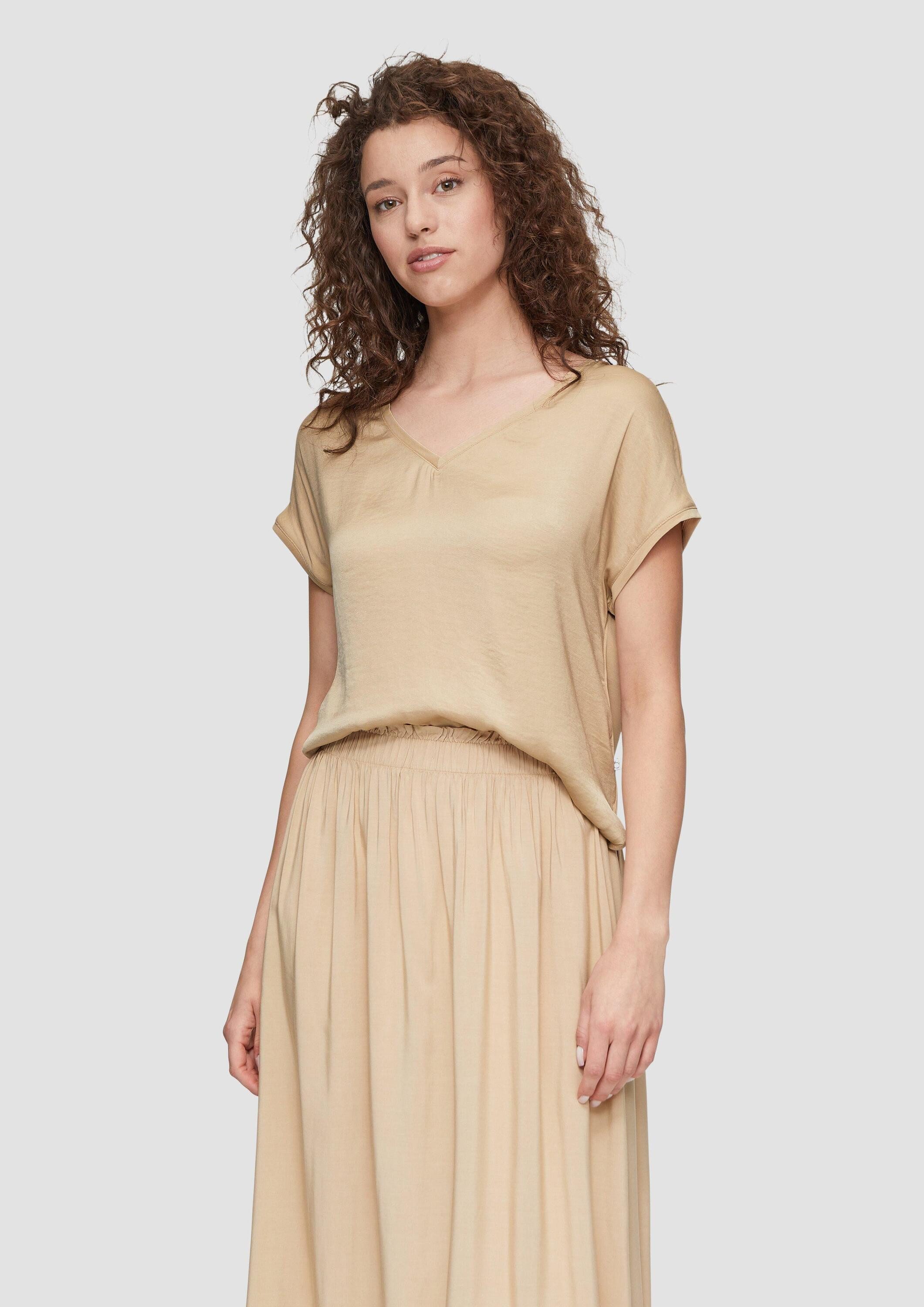 QS Kurzarmshirt T-Shirt Fabricmix-Shirt im Loose Fit mit V-Ausschnitt günstig online kaufen