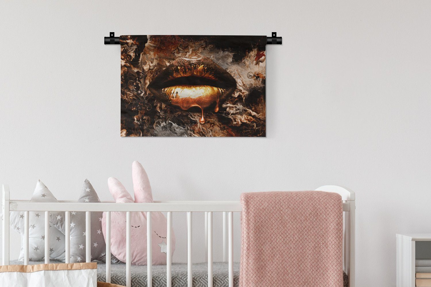 MuchoWow für Gold Wandbehang, Schlafzimmer, Kleid, - - Kunst Lippen Wanddekoobjekt Wohnzimmer, - Wanddeko Kinderzimmer Gold Luxus - - Abstrakt,