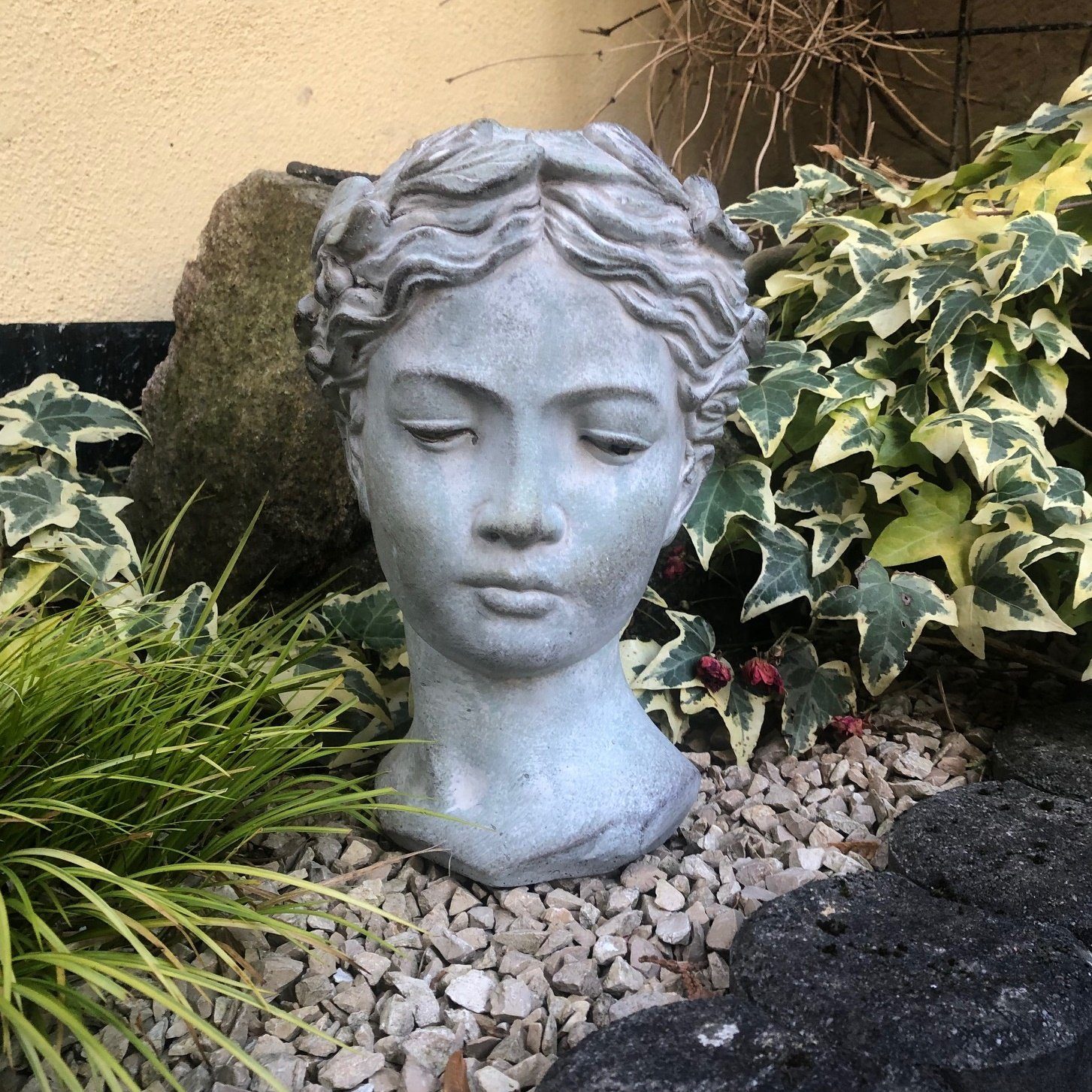 Radami Gartenfigur Büste Gartenfigur Frauenkopf Statue Stein schwer