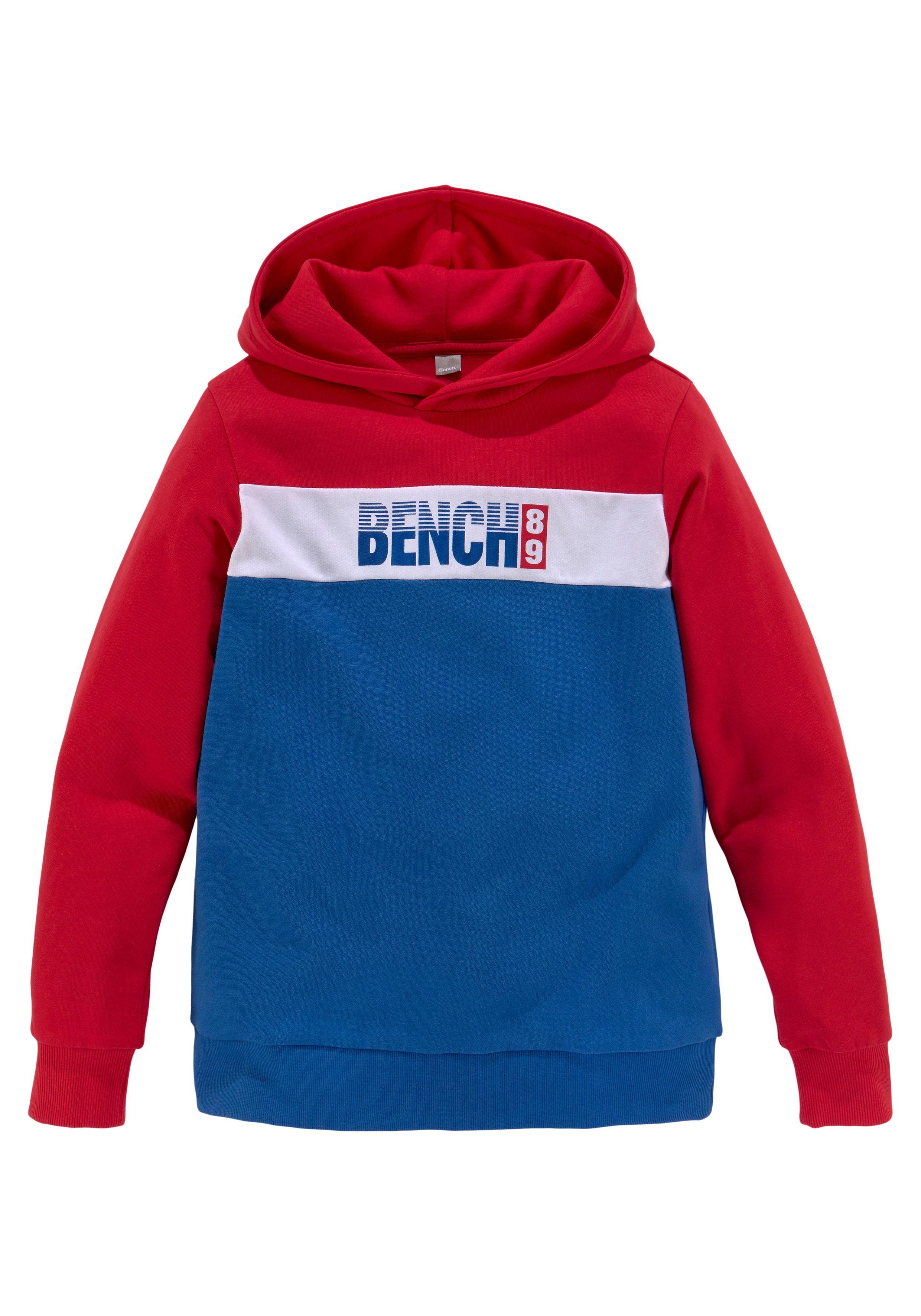 Bench. Kapuzensweatshirt im Colorblockdesign