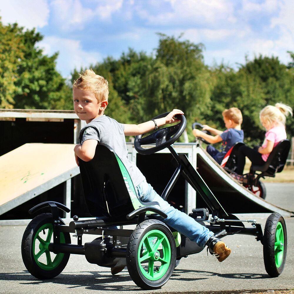 Dino Cars Go-Kart Go-Kart Speedy BF1, Bremsfreilauf mit Rücktrittbremse für mehr Sicherheit