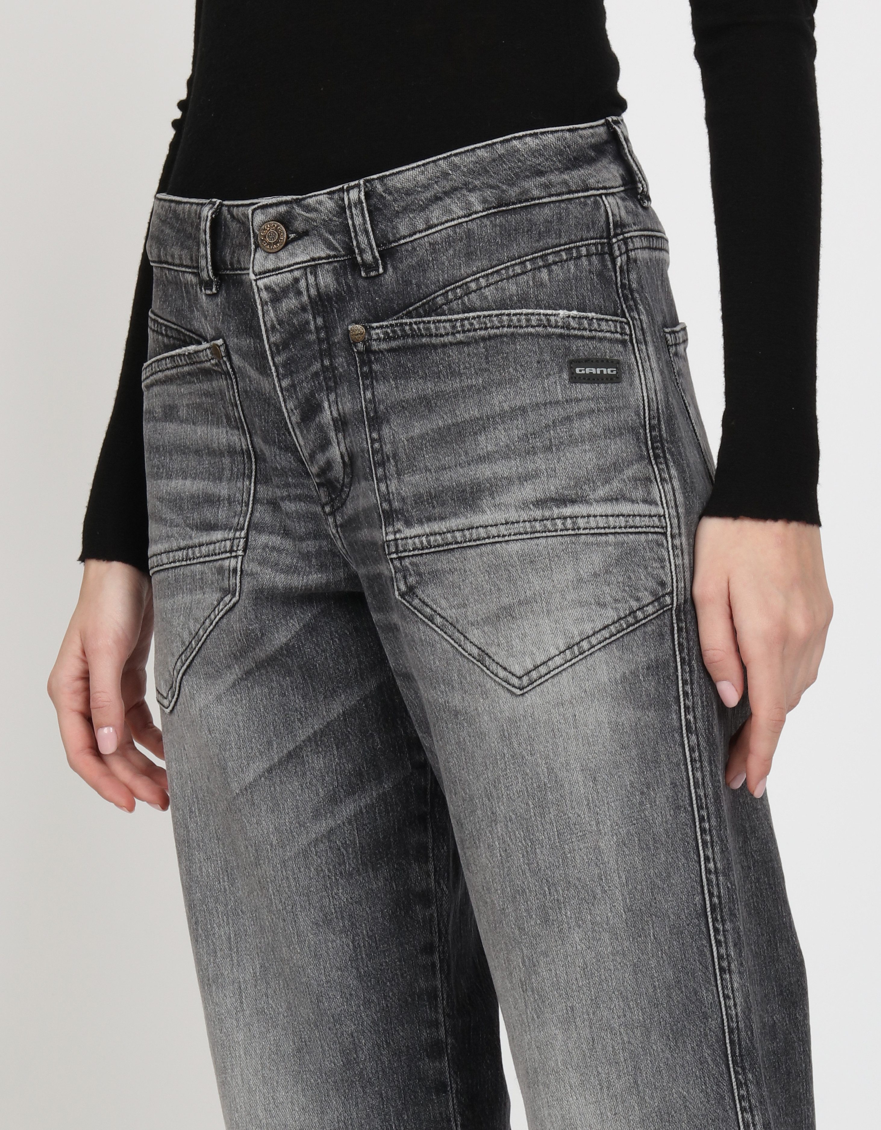 GANG Loose-fit-Jeans 94ROBERTA mit übergroßen aufgesetzten Taschen