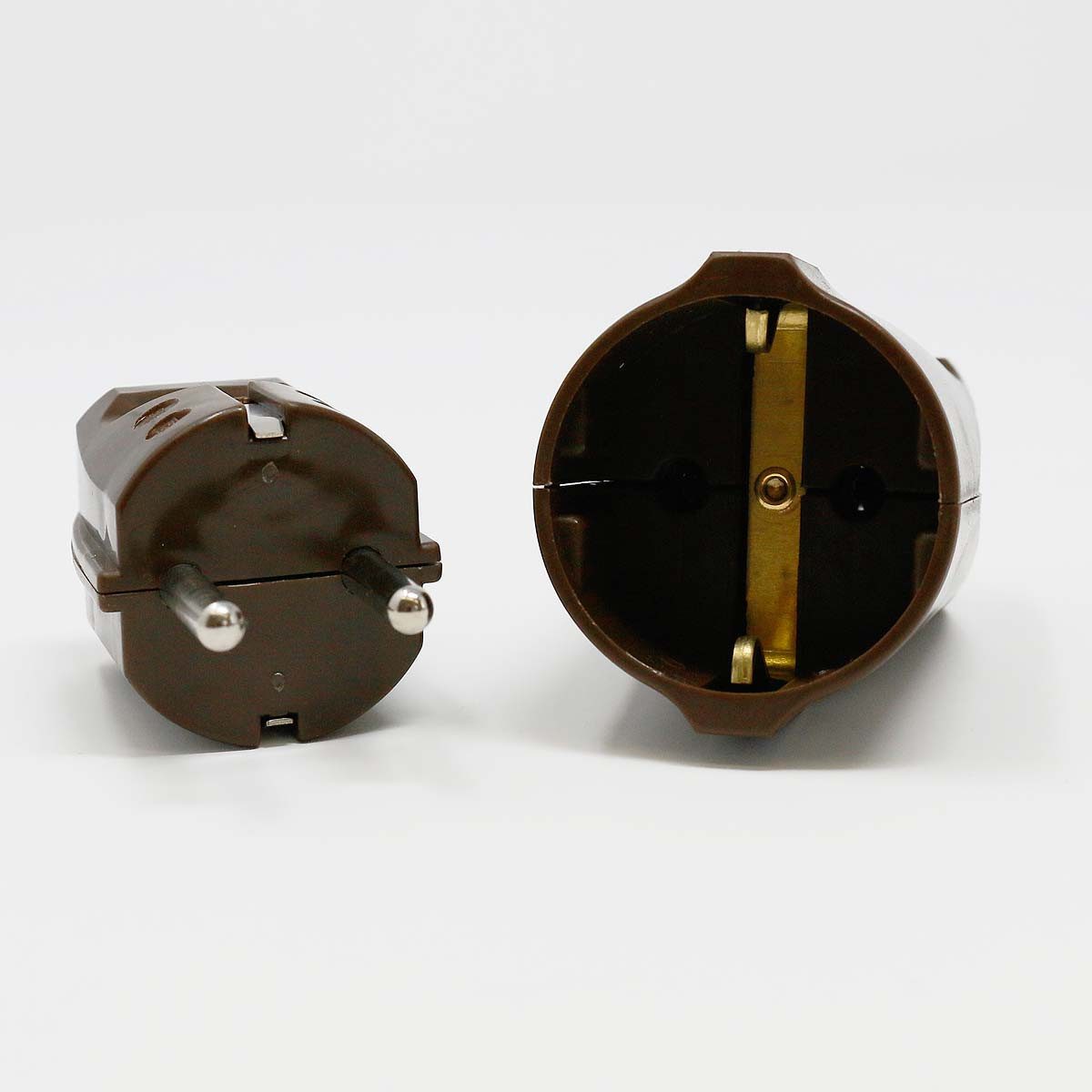 world-trading-net Euroflachstecker SET Standard Stecker & Kupplung braun, 250V/16A