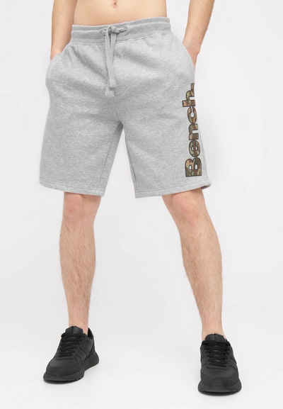 Bench. Shorts »Lakrum« Logo Gummidruck