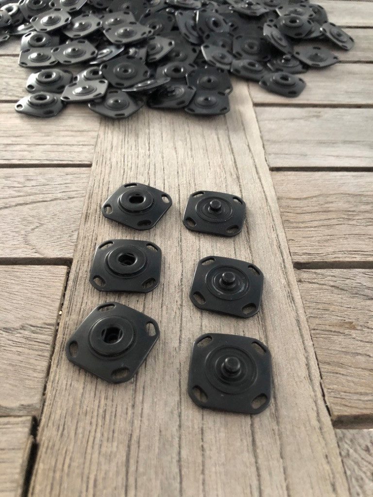 Hartmann-Knöpfe Druckknopf 5 Stück stabile schwarz eckig Metall Druckknöpfe zum Annähen