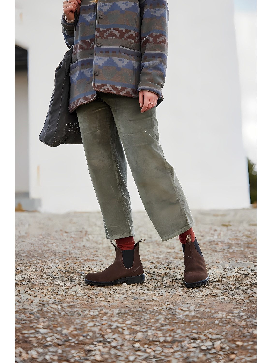 Blundstone #2410 Brown Suede (Originals Series) Stiefel