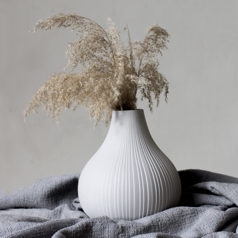Storefactory Scandinavia Dekovase Vase EKENAS XL grau, Ø 21x25cm