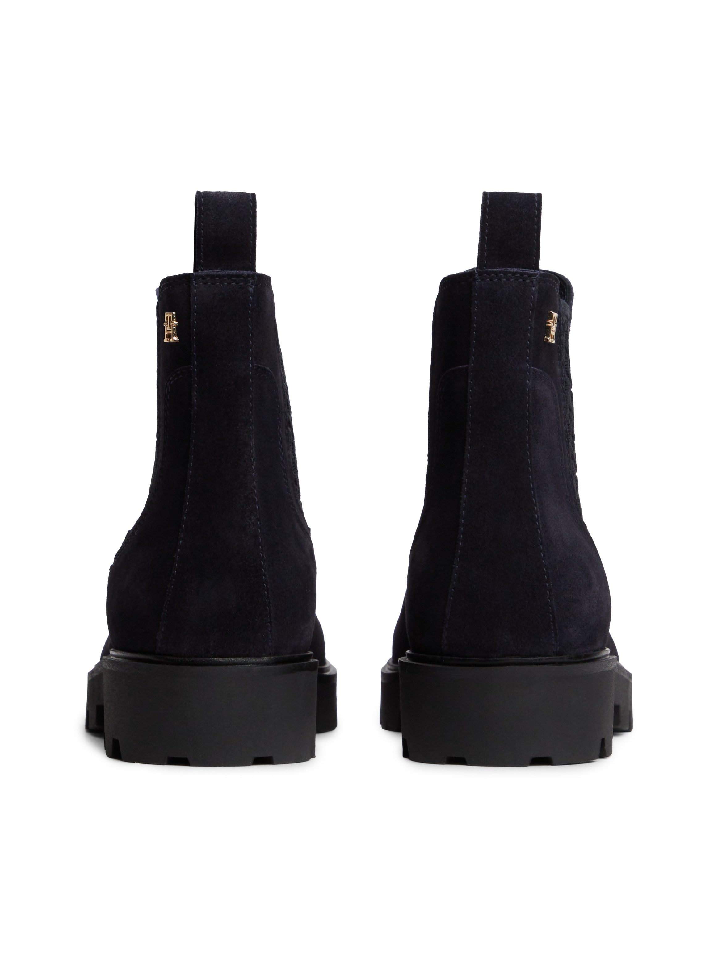 Tommy Hilfiger TH MONOGRAM SUEDE CHELSEA BOOT Chelseaboots Blockabsatz, Schlupfboots, Stiefelett mit TH-Schmuckelement – Bild 2 von 5